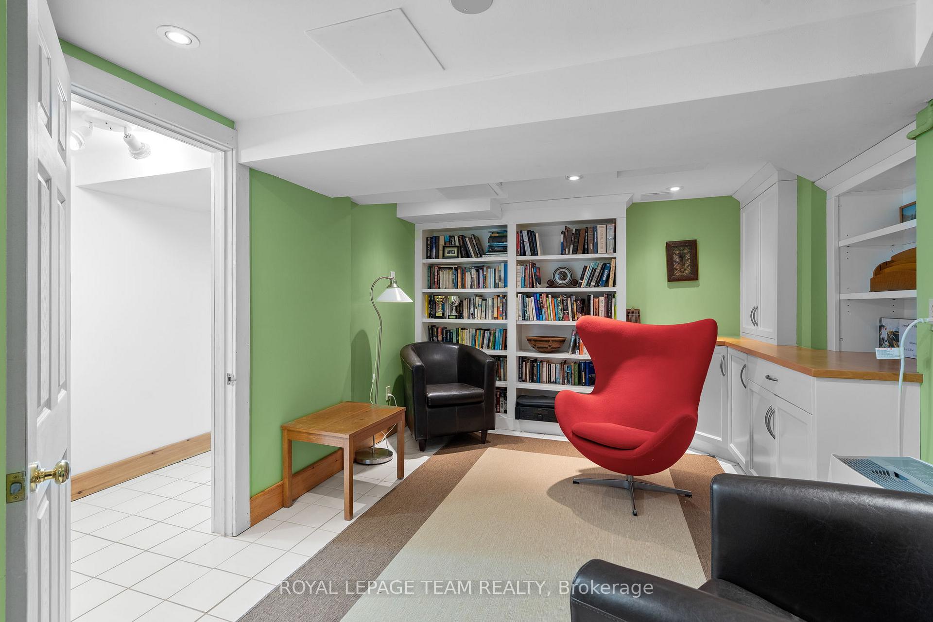 Photo 40 of Unit A, 595 Besserer Street, Ottawa, Sandy Hill — HOMEH