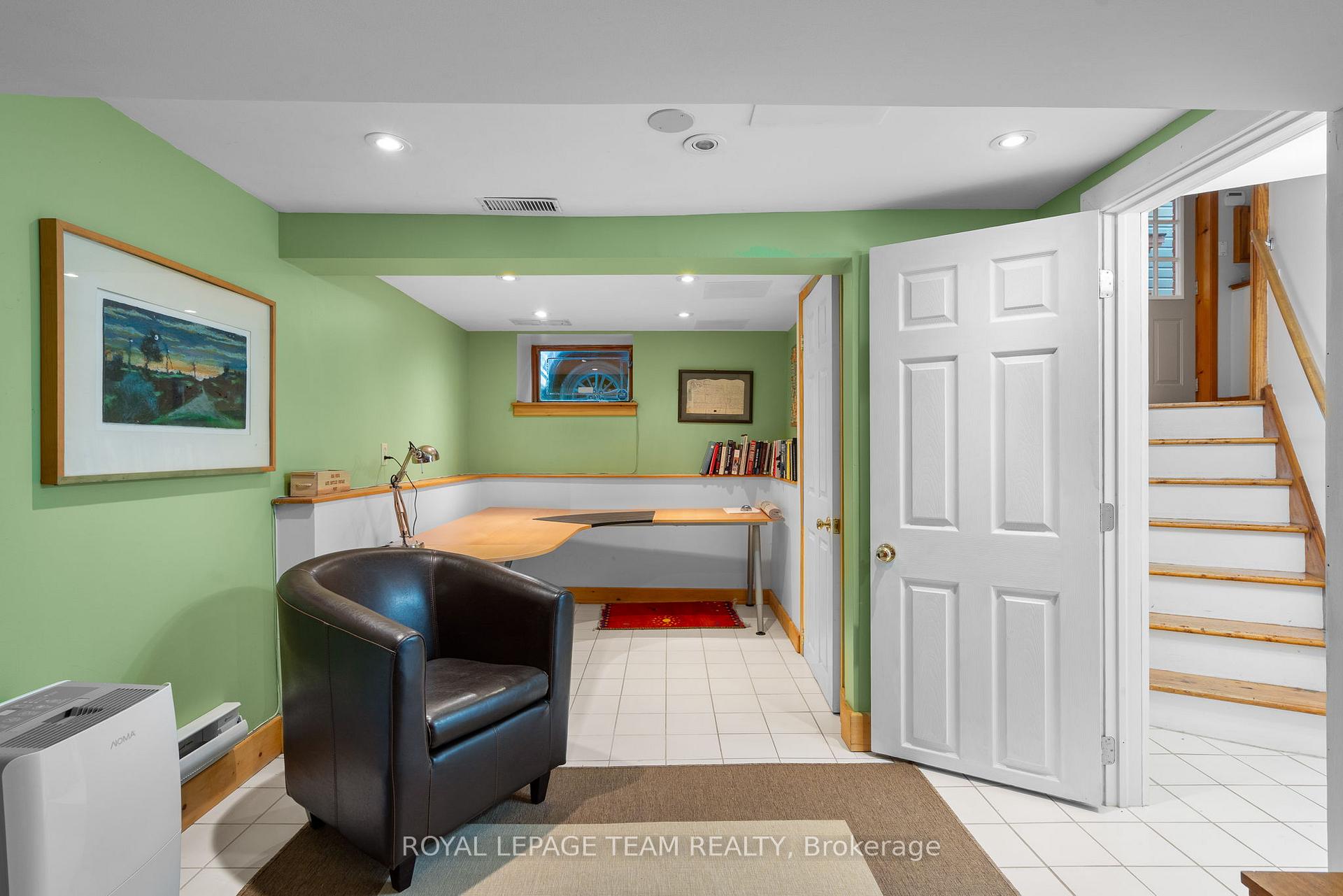 Photo 41 of Unit A, 595 Besserer Street, Ottawa, Sandy Hill — HOMEH