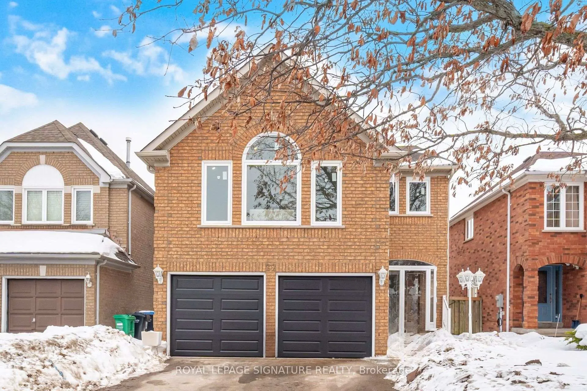 Front of 22 Rangeland Road