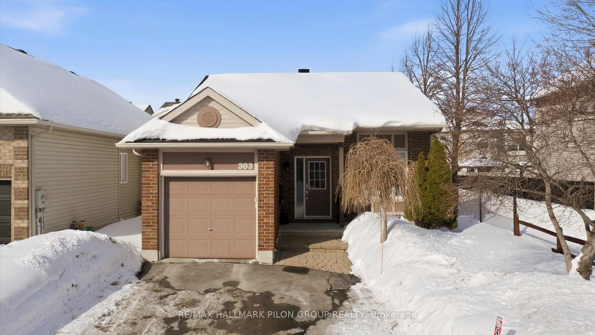 Photo 1 of 303 Rustic Hills Crescent, Ottawa, Springridge/East Village — HOMEH
