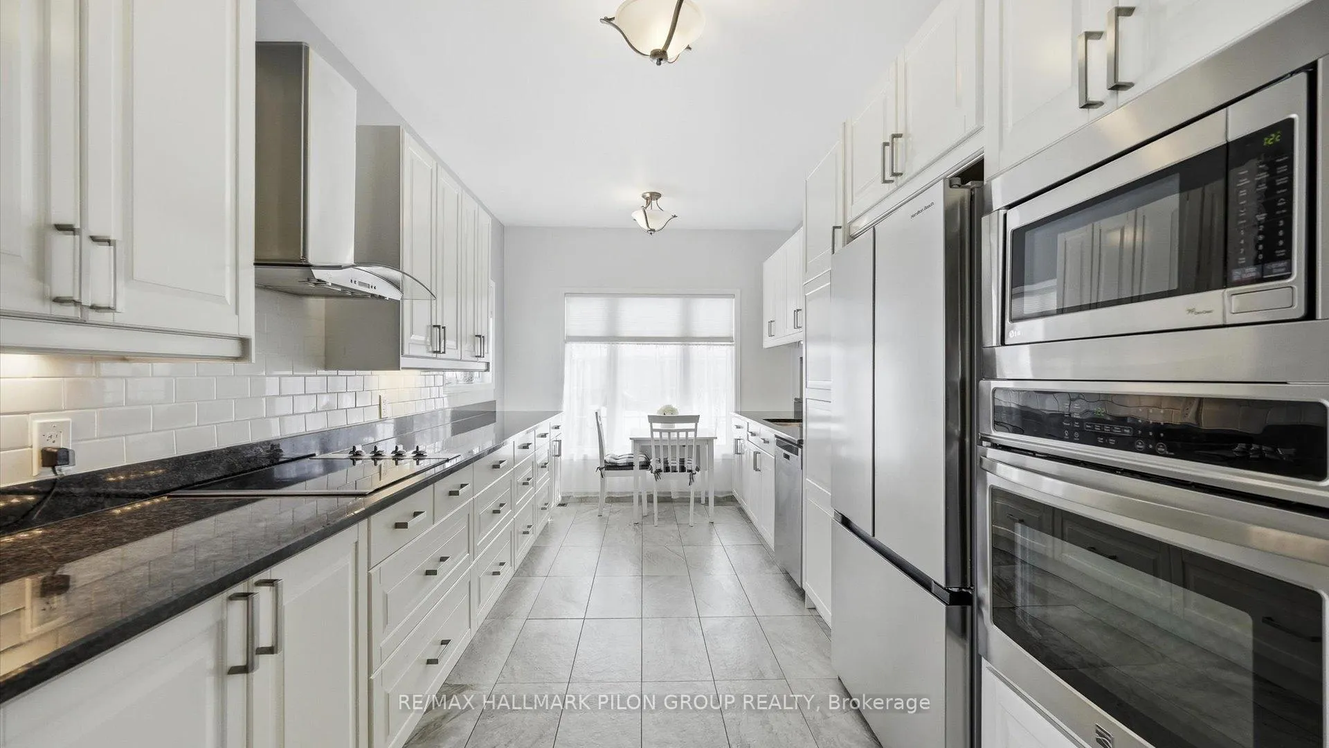 Photo 8 of 303 Rustic Hills Crescent, Ottawa, Springridge/East Village — HOMEH
