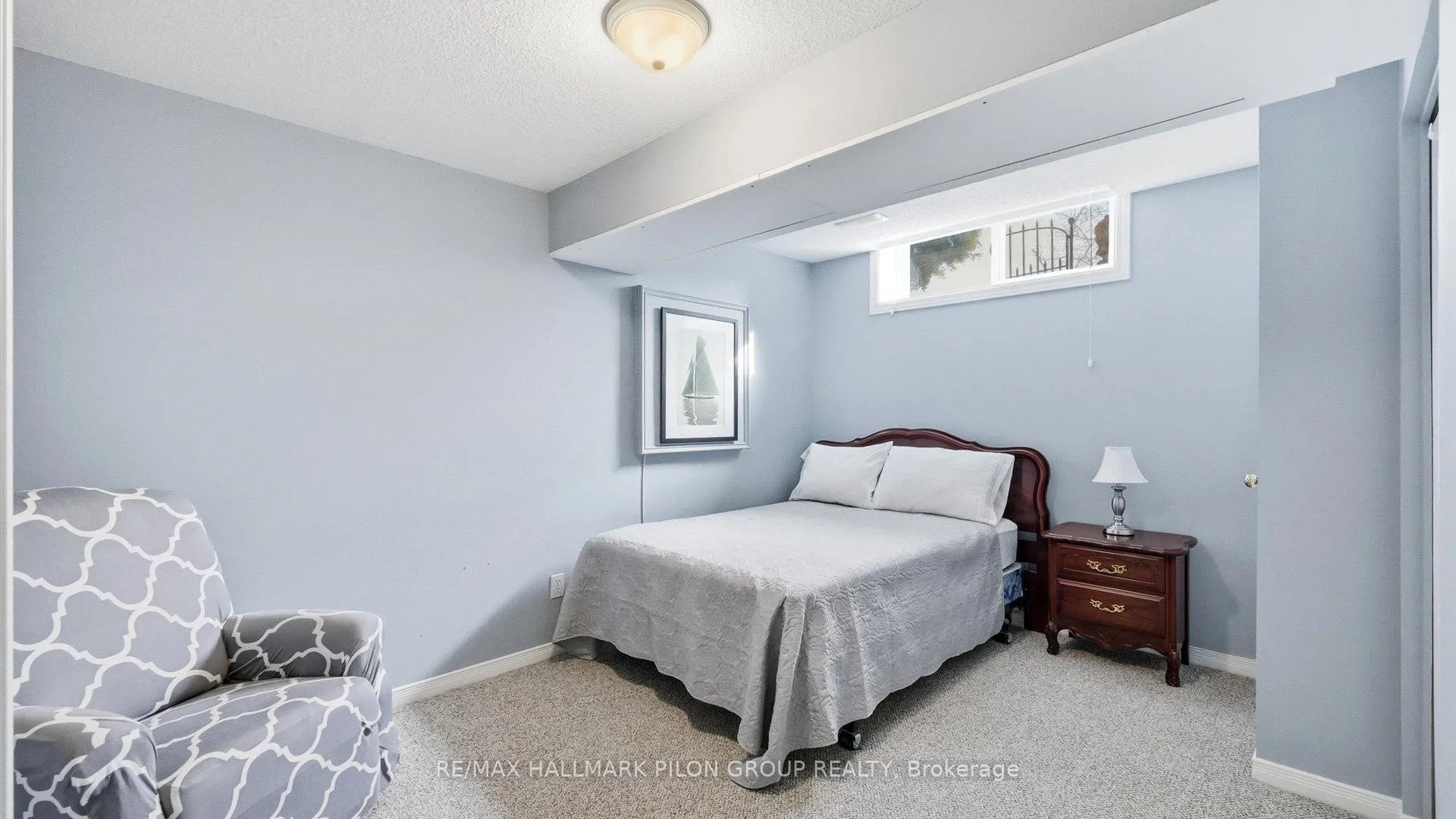 Photo 17 of 303 Rustic Hills Crescent, Ottawa, Springridge/East Village — HOMEH