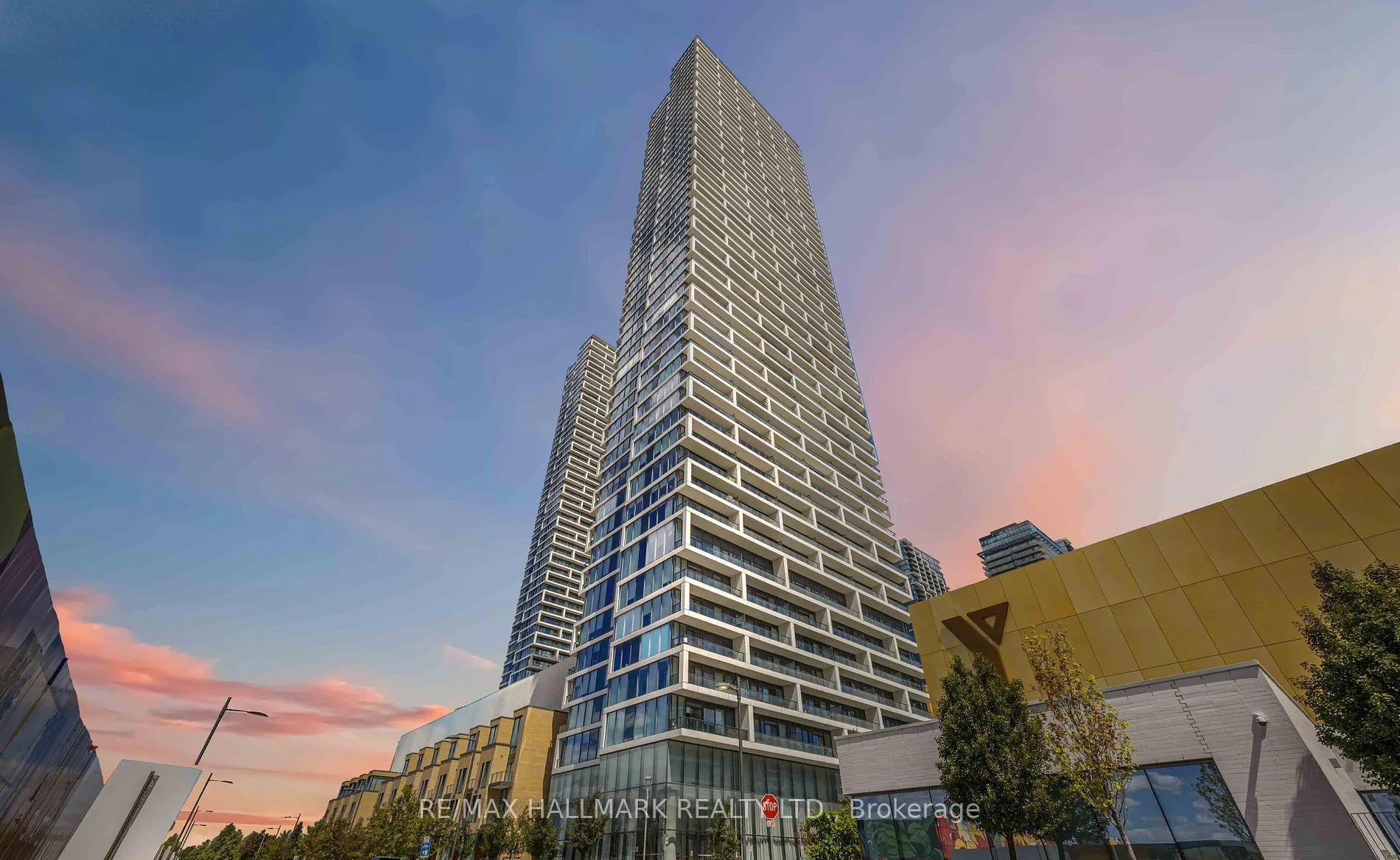 Photo 16 of Unit 4009, 5 Buttermill Avenue, Vaughan, Vaughan Corporate Centre — HOMEH