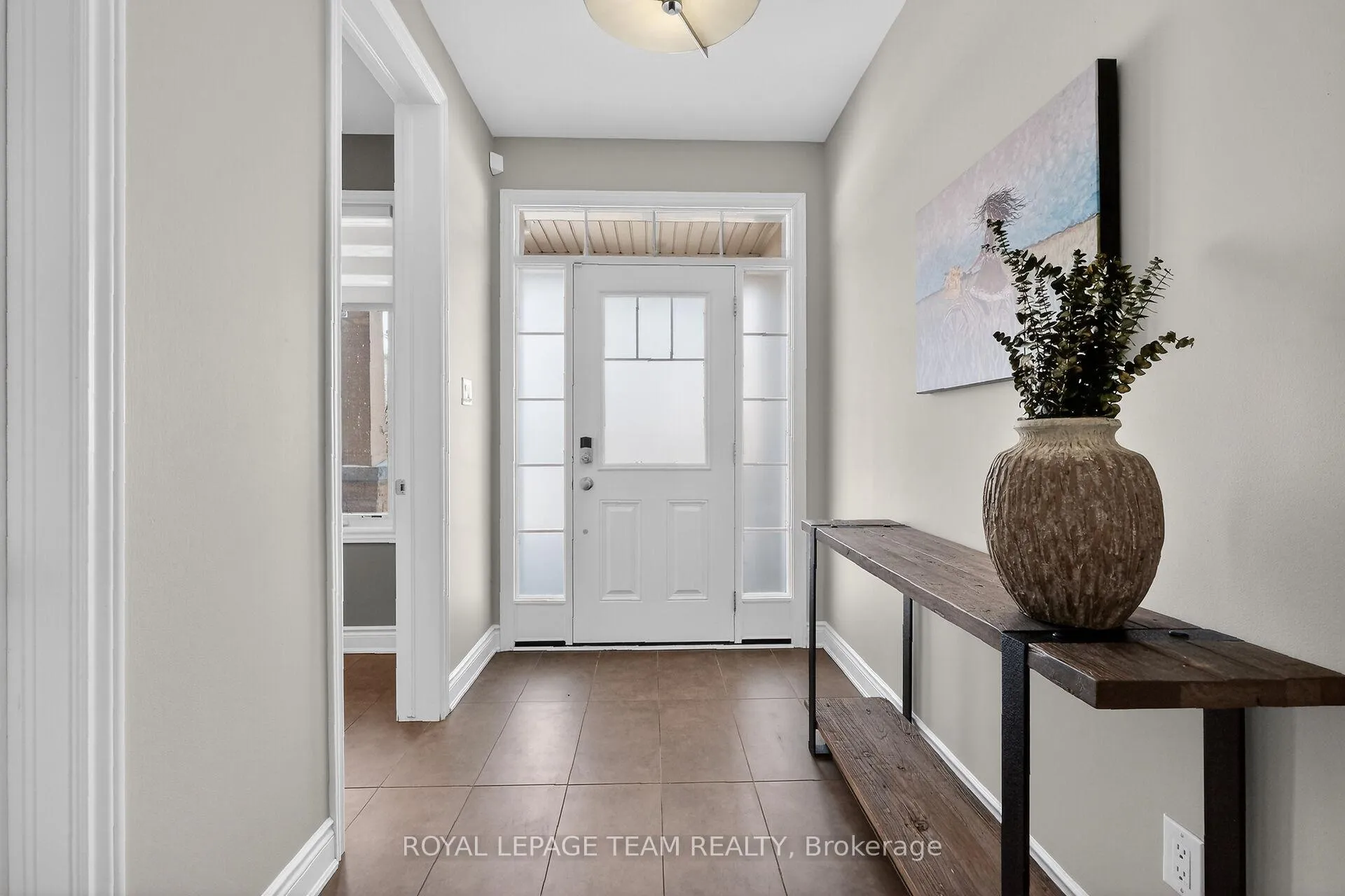 Photo 2 of 326 Eucalyptus Circle, Ottawa, Stittsville (North) — HOMEH