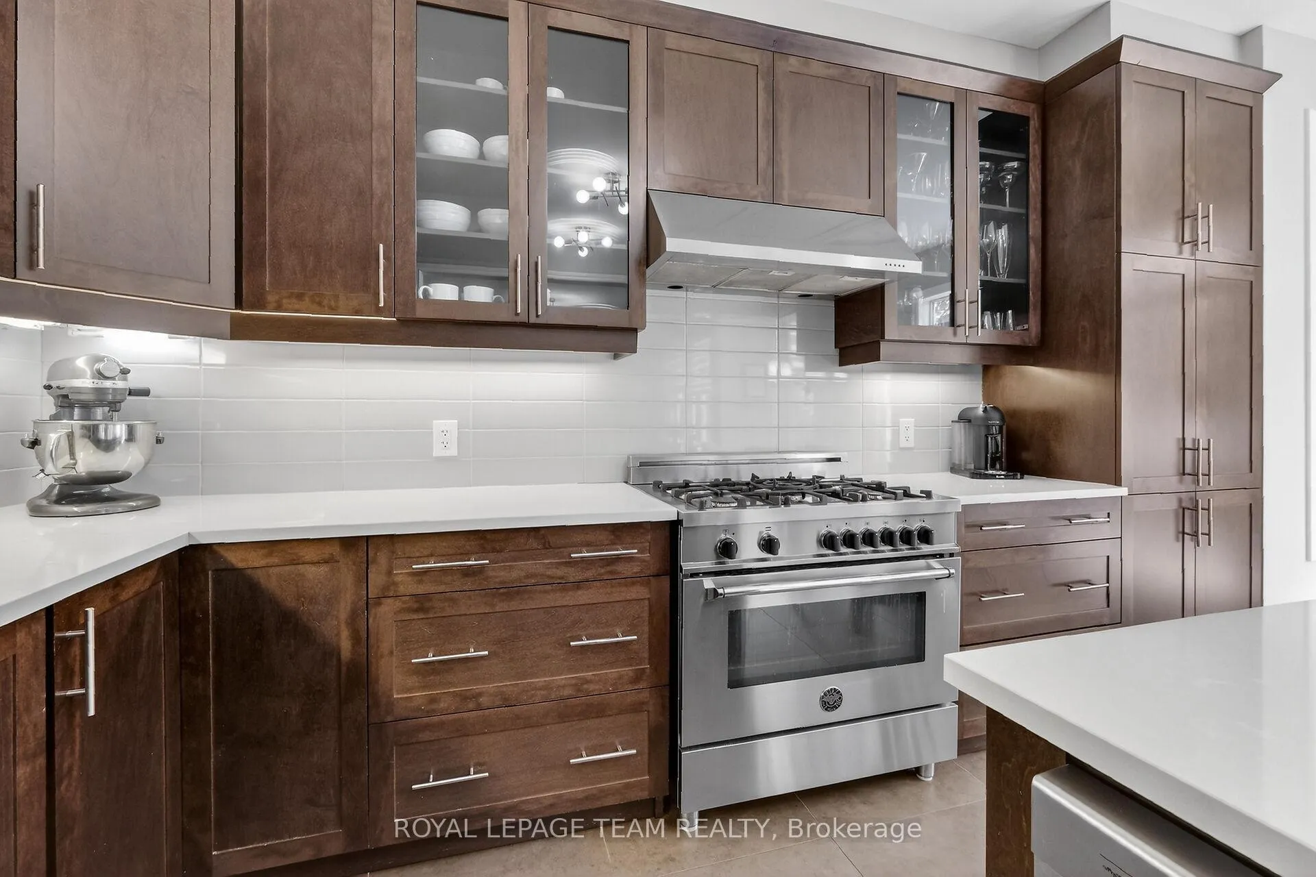 Photo 7 of 326 Eucalyptus Circle, Ottawa, Stittsville (North) — HOMEH