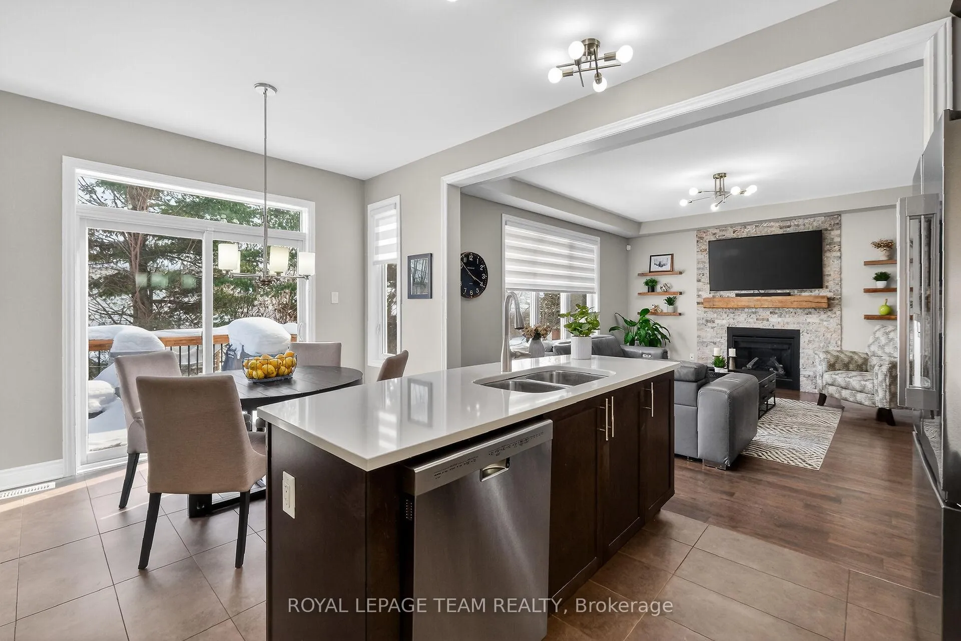 Photo 10 of 326 Eucalyptus Circle, Ottawa, Stittsville (North) — HOMEH