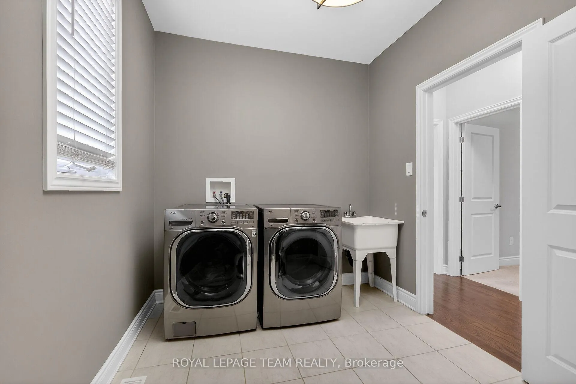 Photo 39 of 326 Eucalyptus Circle, Ottawa, Stittsville (North) — HOMEH