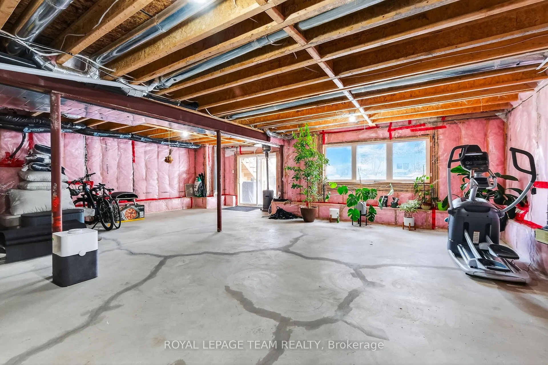 Photo 42 of 326 Eucalyptus Circle, Ottawa, Stittsville (North) — HOMEH