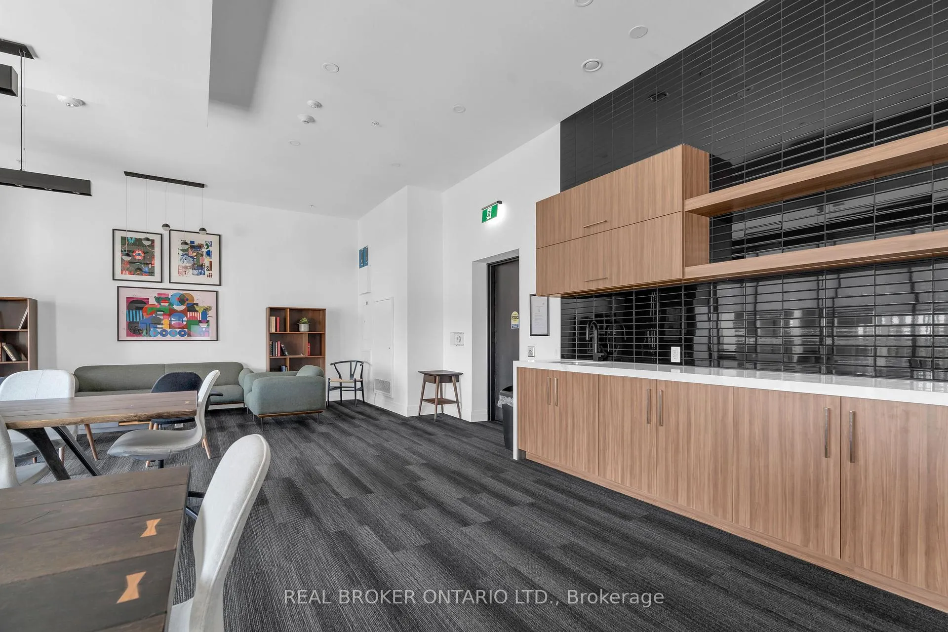 Photo 37 of Unit 1411, 181 King Street S, Waterloo — HOMEH