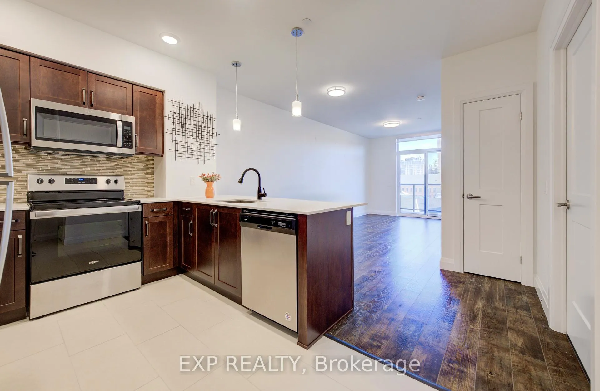 Photo 8 of Unit 417, 399 Queen Street S, Kitchener — HOMEH