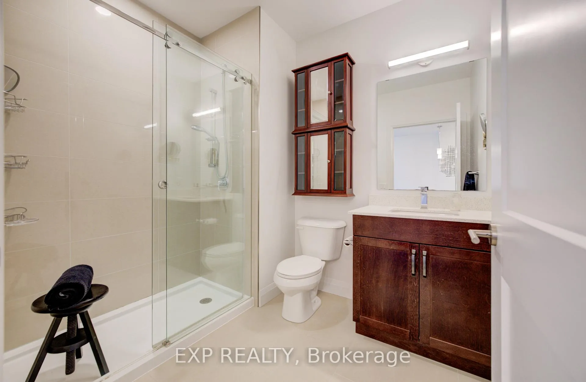 Photo 14 of Unit 417, 399 Queen Street S, Kitchener — HOMEH