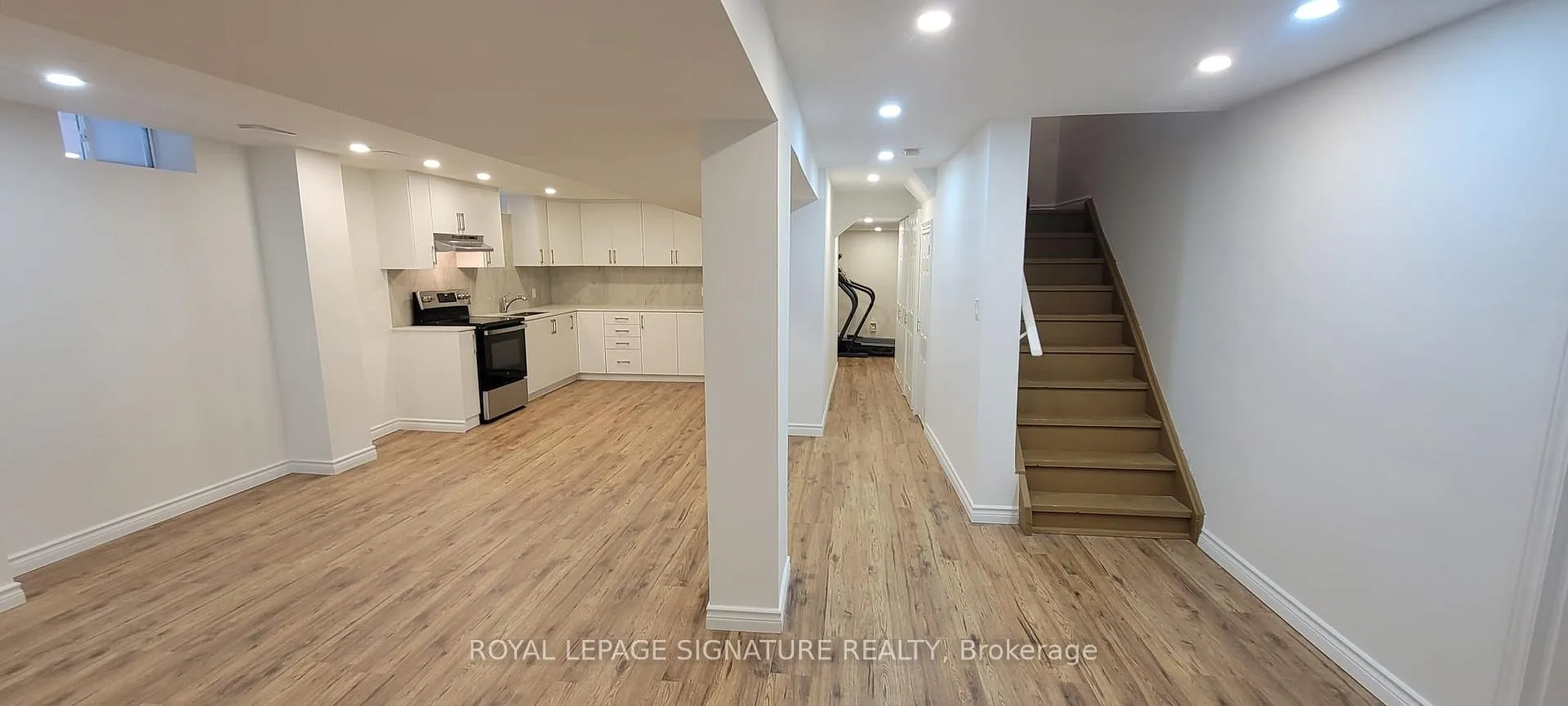 Photo 9 of 83 Norbury Drive, Markham, Rouge Fairways — HOMEH