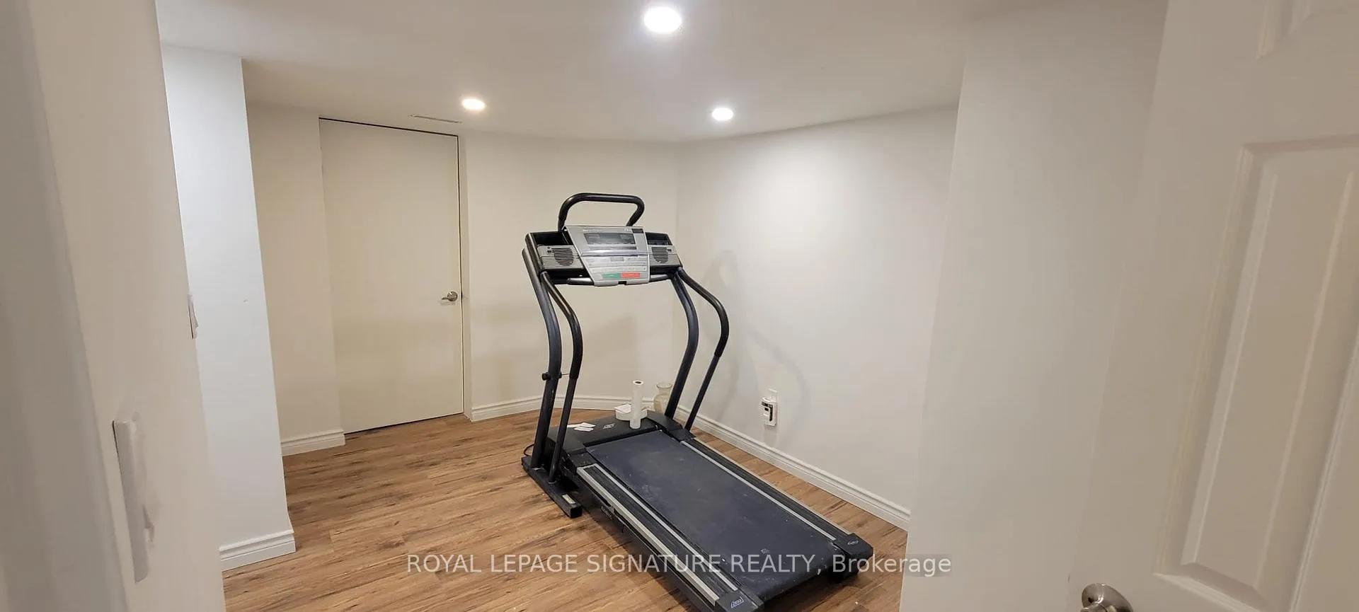 Photo 15 of 83 Norbury Drive, Markham, Rouge Fairways — HOMEH