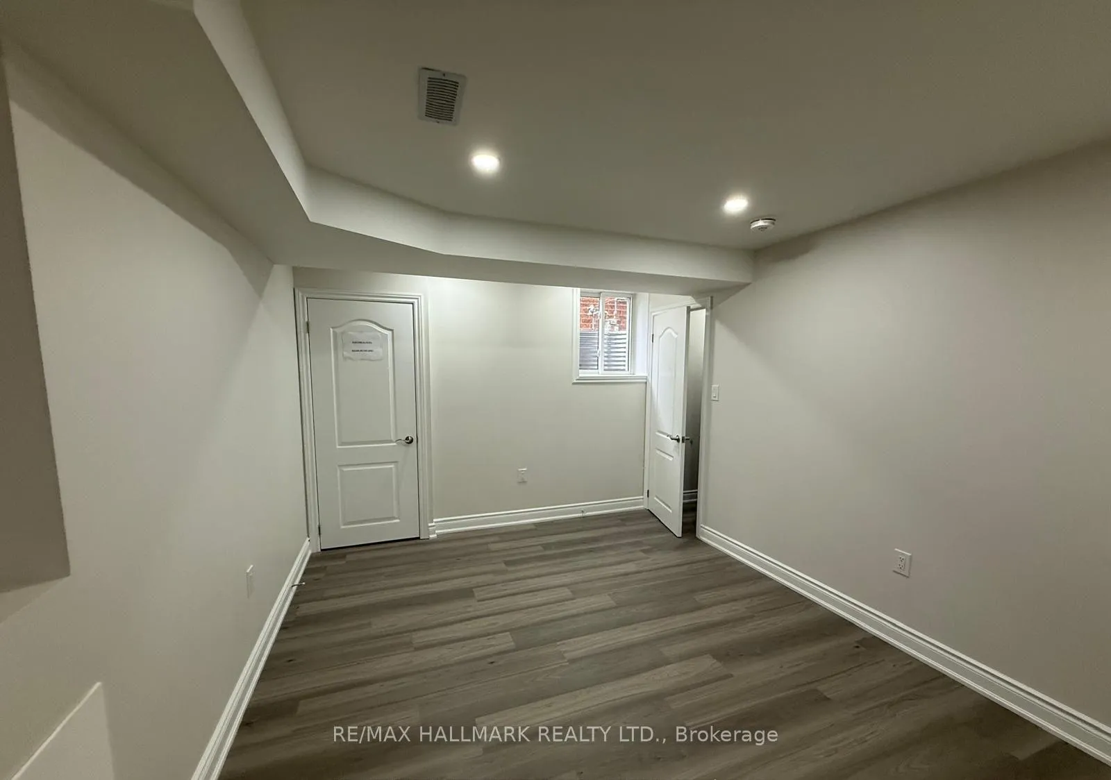 Photo 11 of Unit Bsmt, 429 Stringer Circle, Milton, Scott — HOMEH