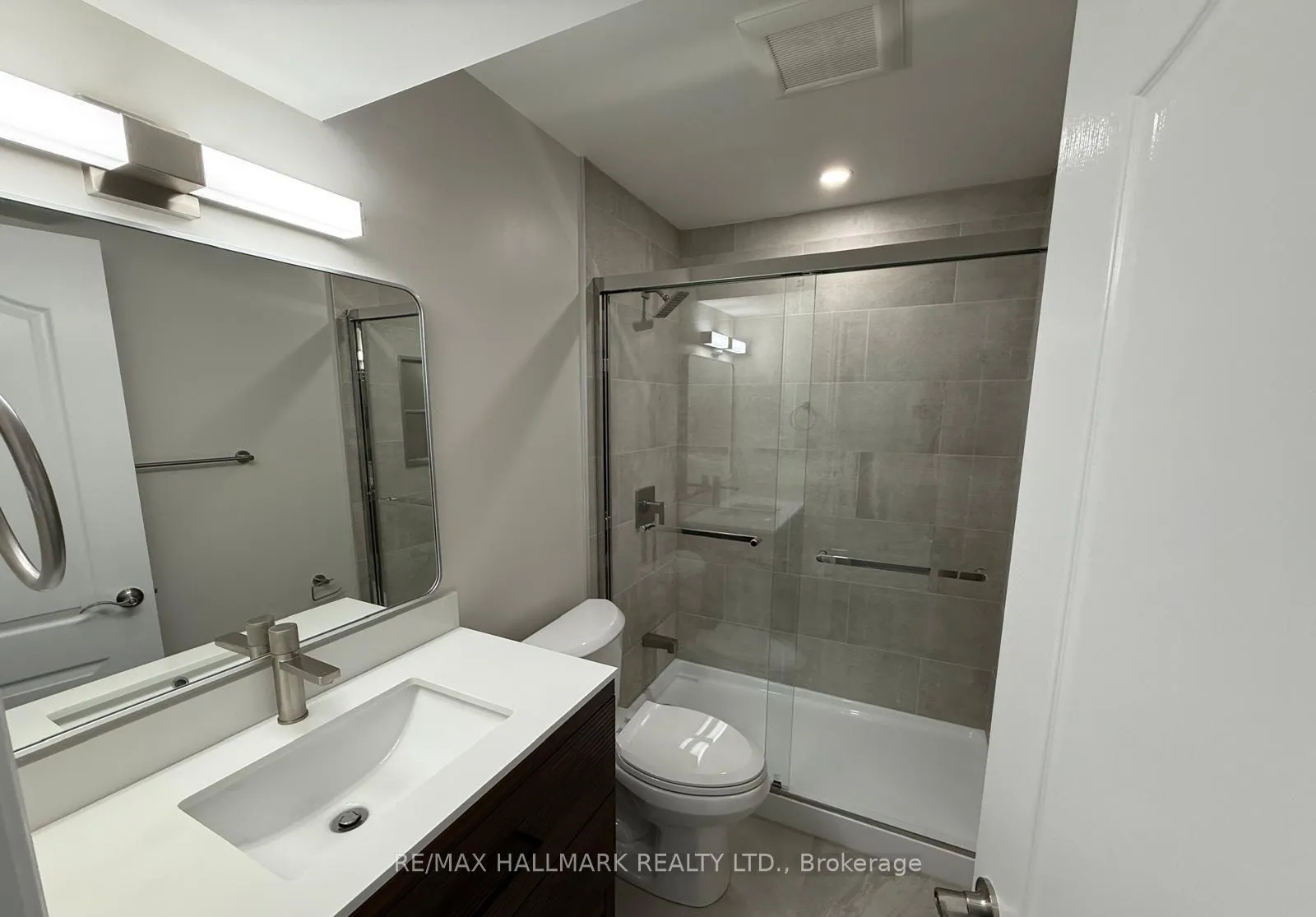 Photo 13 of Unit Bsmt, 429 Stringer Circle, Milton, Scott — HOMEH