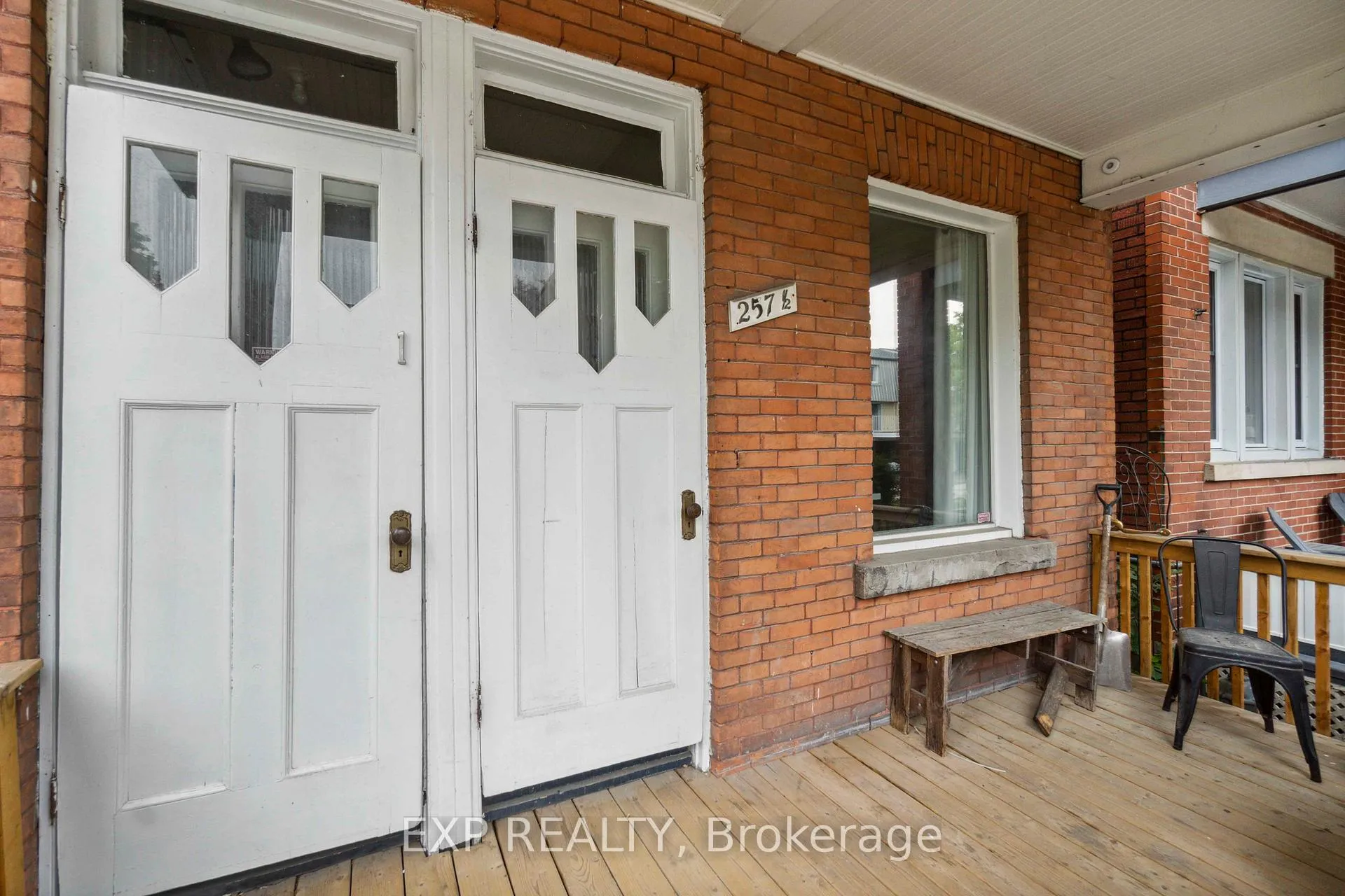 Photo 3 of 257 St Andrew Street, Ottawa, Lower Town — HOMEH