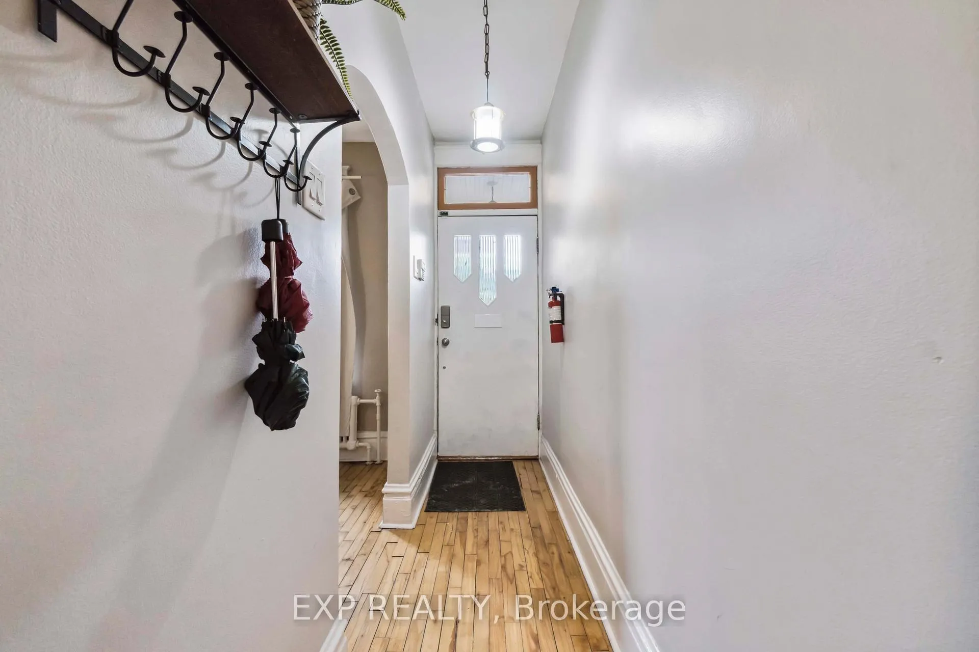 Photo 5 of 257 St Andrew Street, Ottawa, Lower Town — HOMEH