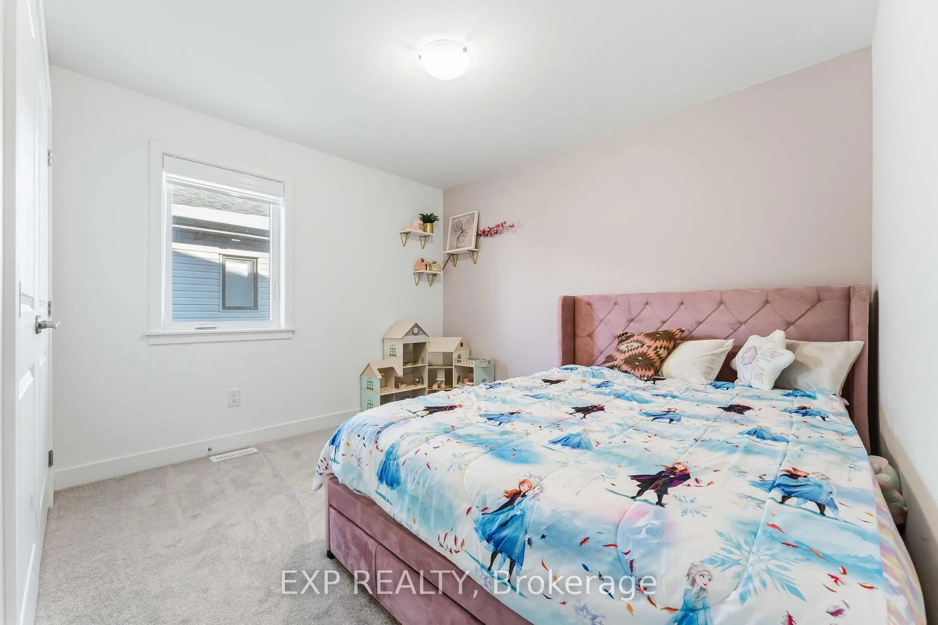 Photo 30 of 212 Reisling Way, Ottawa, Leitrim — HOMEH
