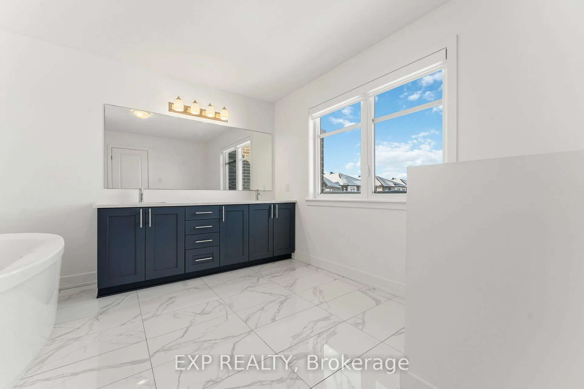Photo 34 of 212 Reisling Way, Ottawa, Leitrim — HOMEH