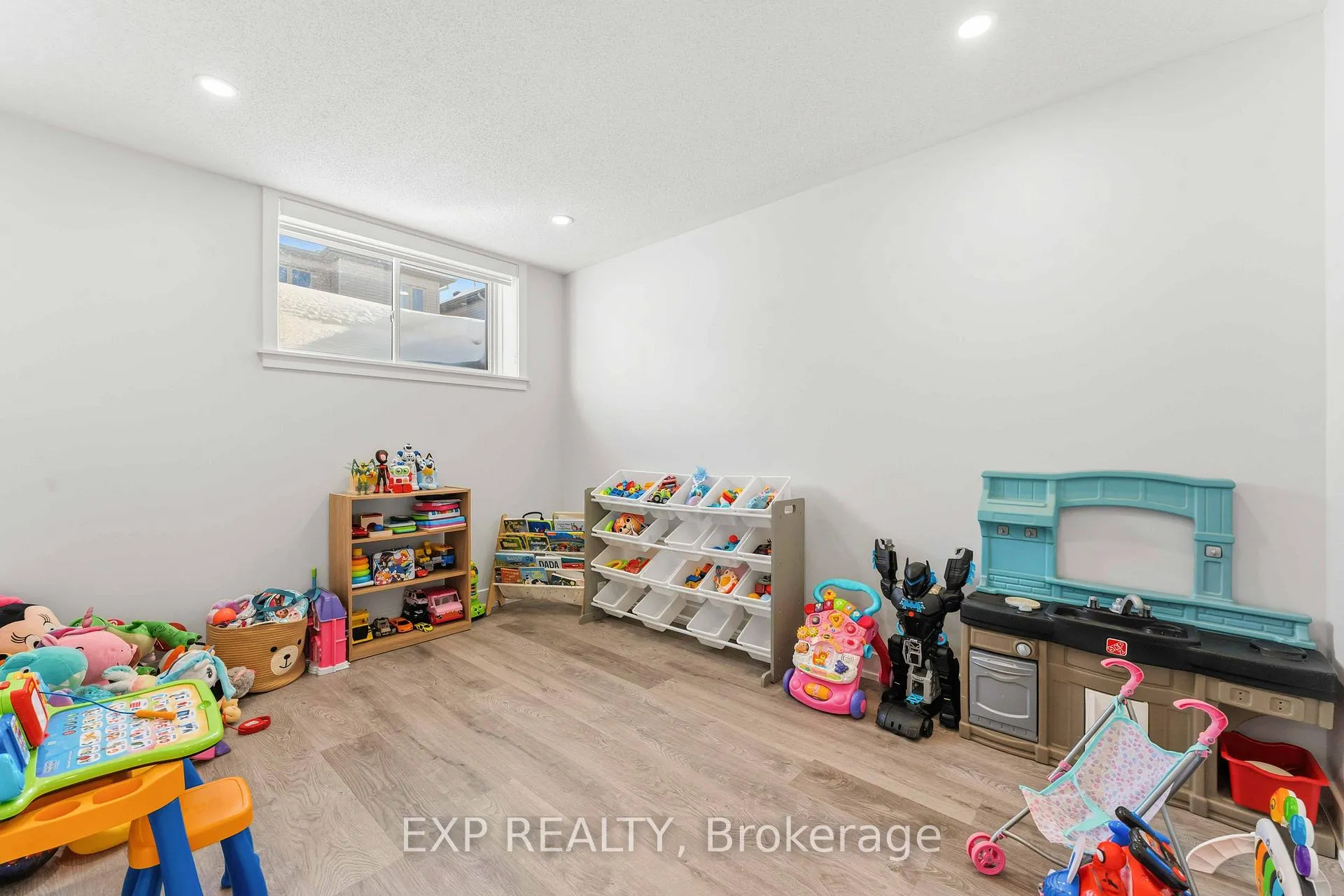 Photo 46 of 212 Reisling Way, Ottawa, Leitrim — HOMEH