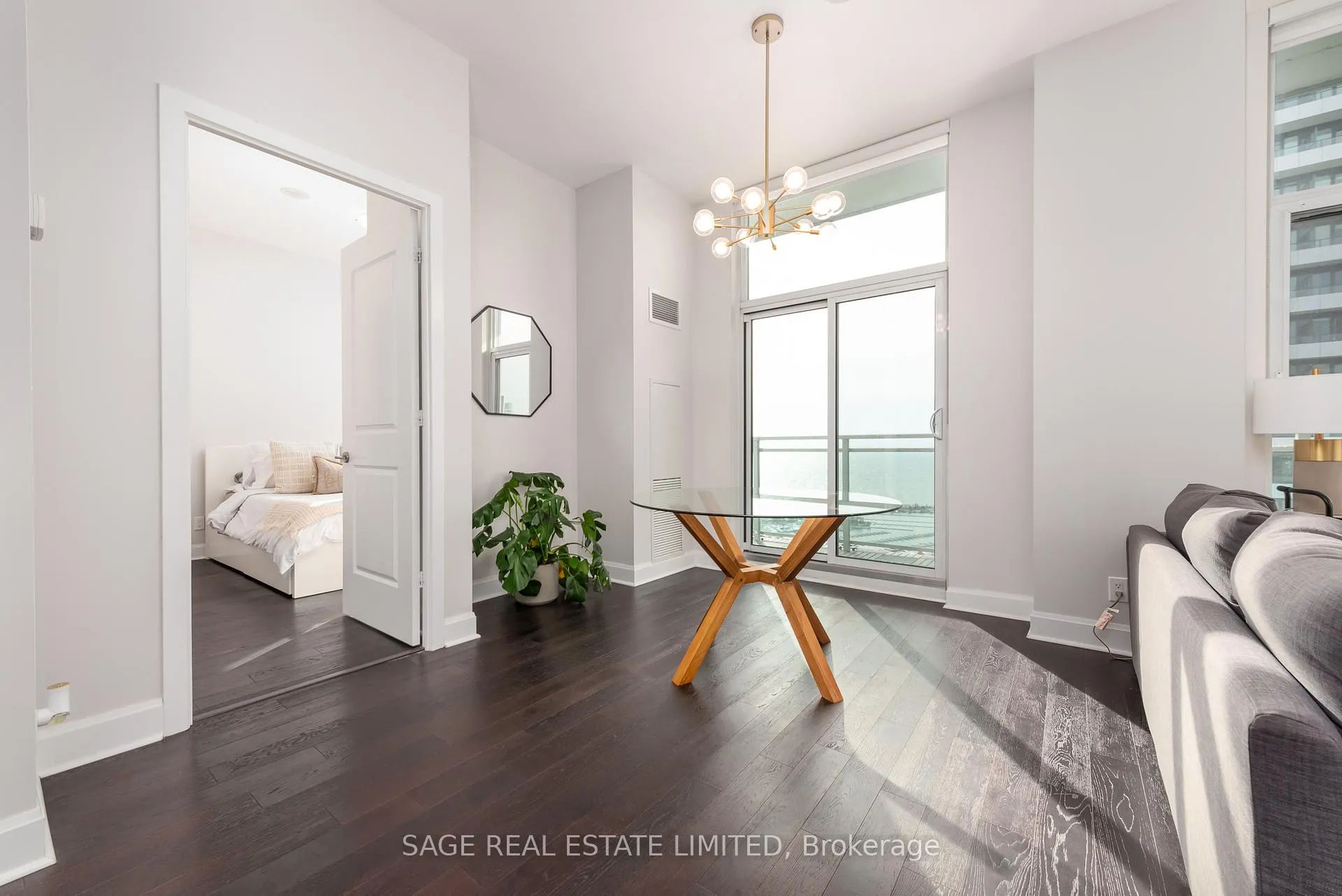 Front of Unit 3801, 33 Shore Breeze Drive