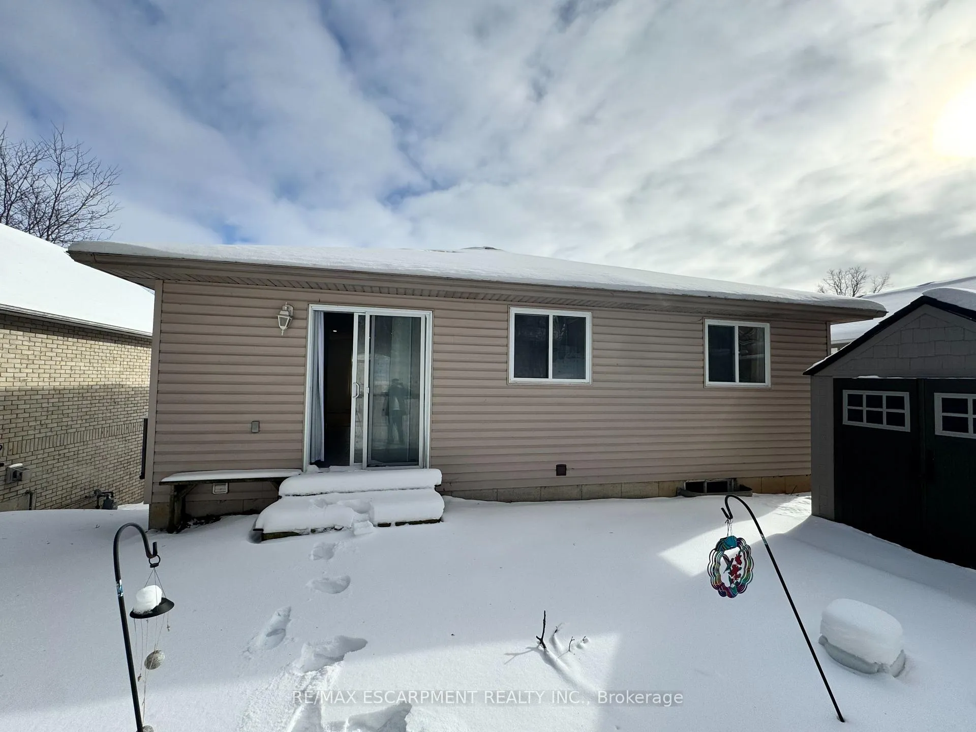Photo 17 of 167 Forest Road, Brantford — HOMEH