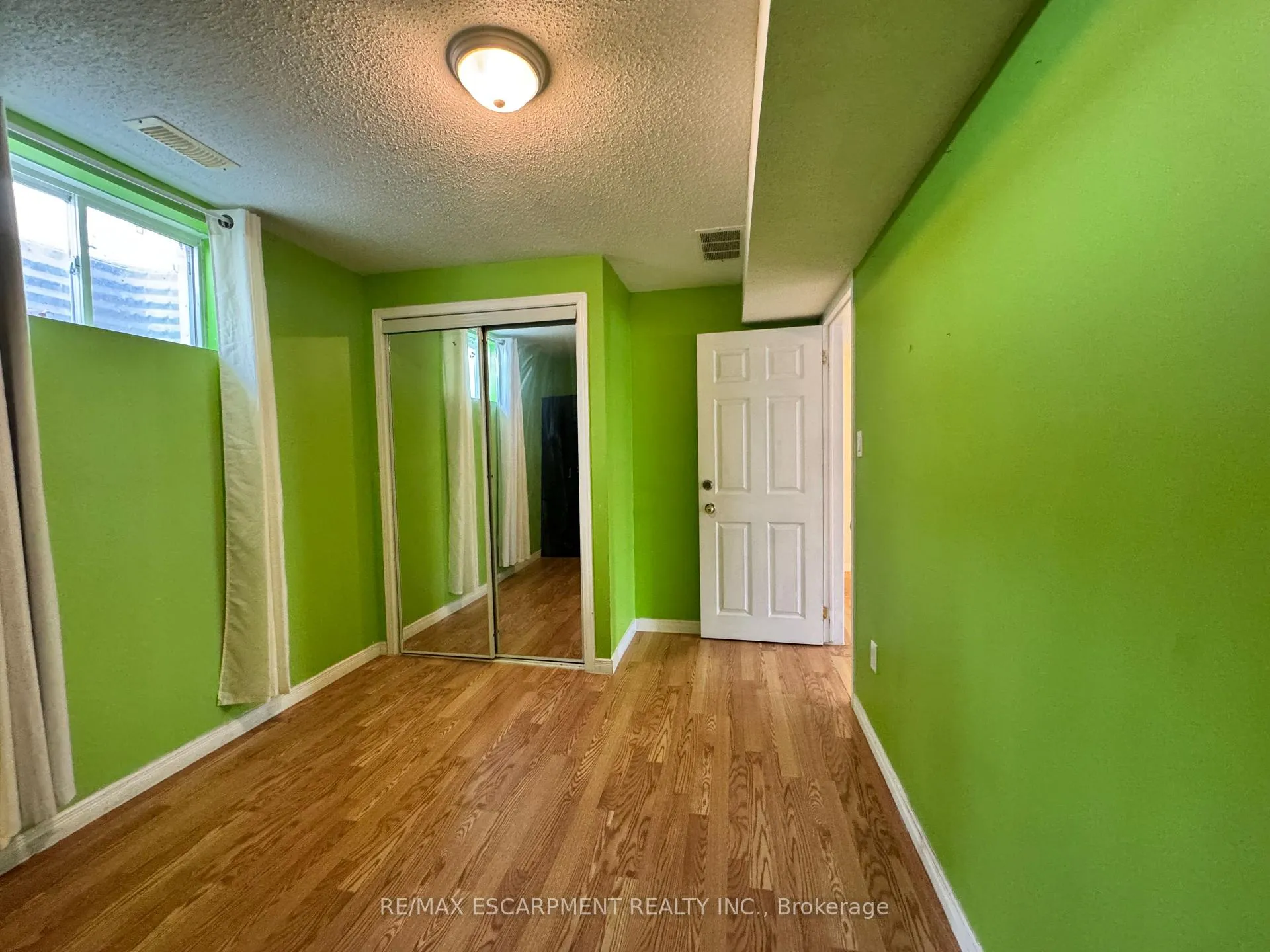 Photo 31 of 167 Forest Road, Brantford — HOMEH