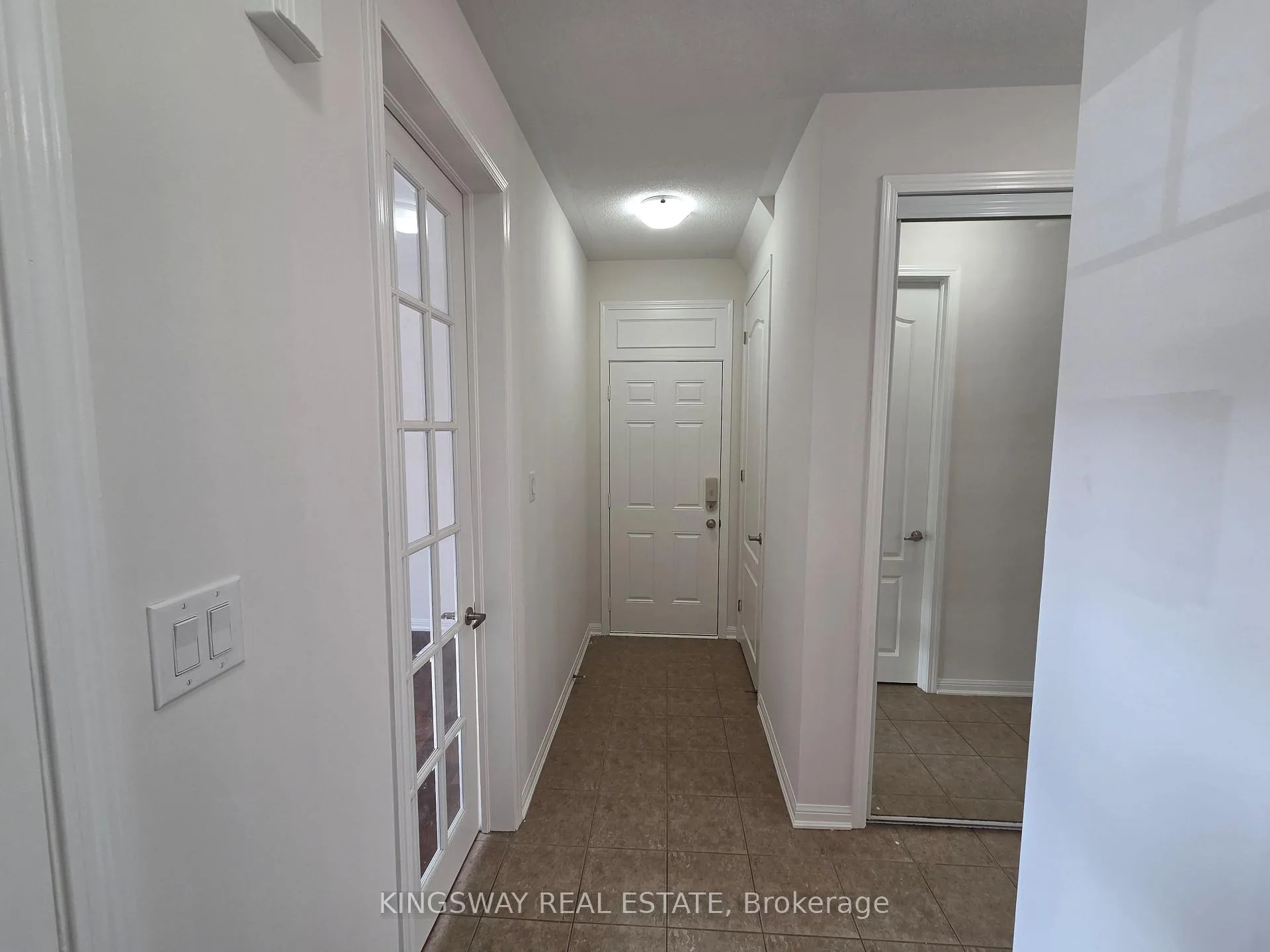 Photo 6 of 469 Tyrone Crescent, Milton, Willmott — HOMEH
