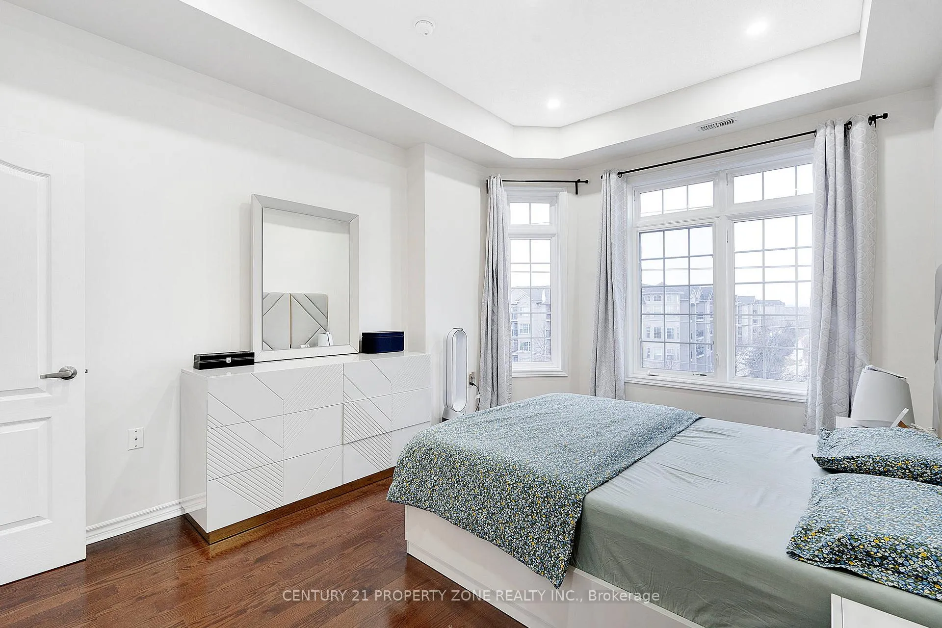 Photo 16 of Unit 407, 1460 Main Street E, Milton, Dempsey — HOMEH