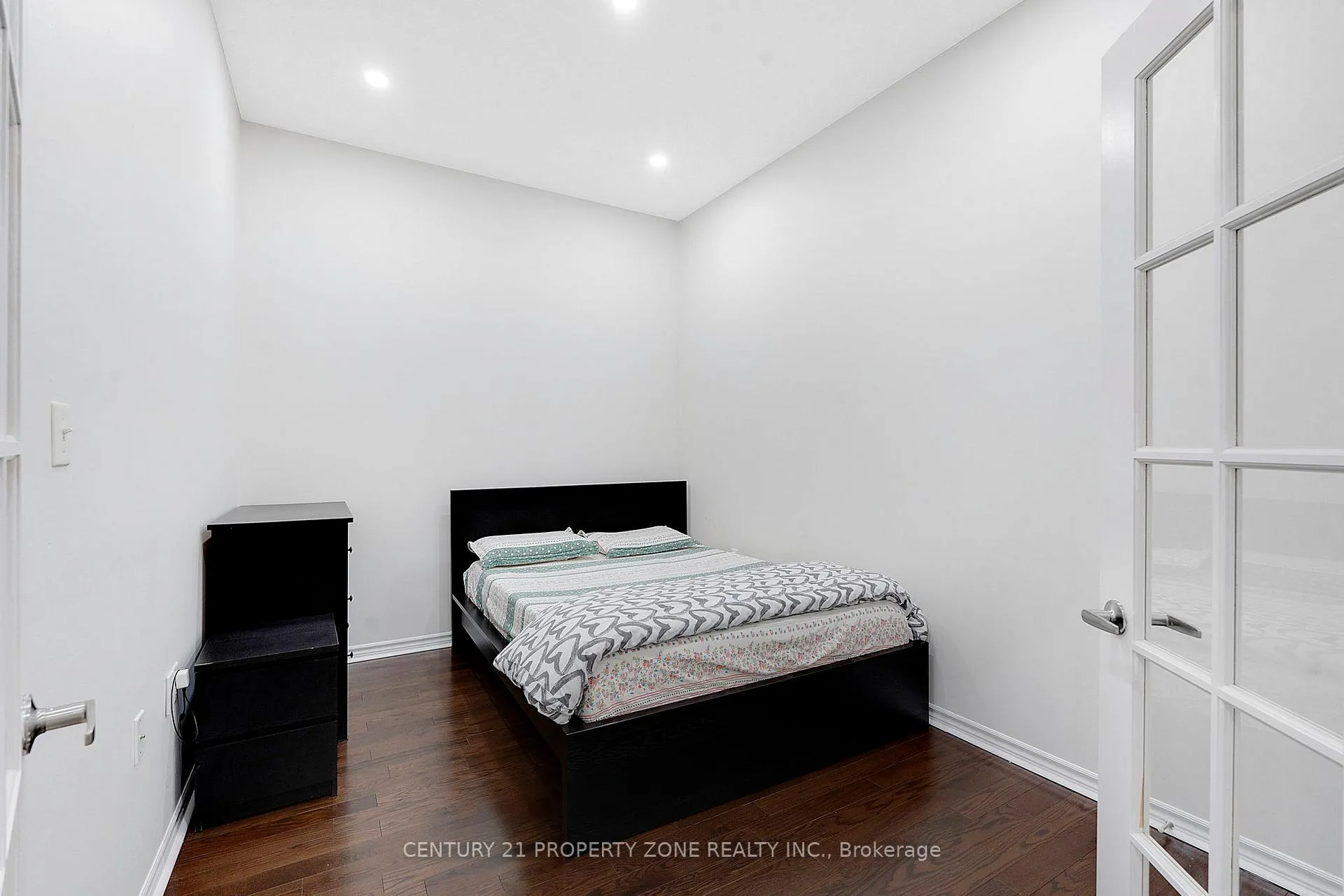 Photo 18 of Unit 407, 1460 Main Street E, Milton, Dempsey — HOMEH