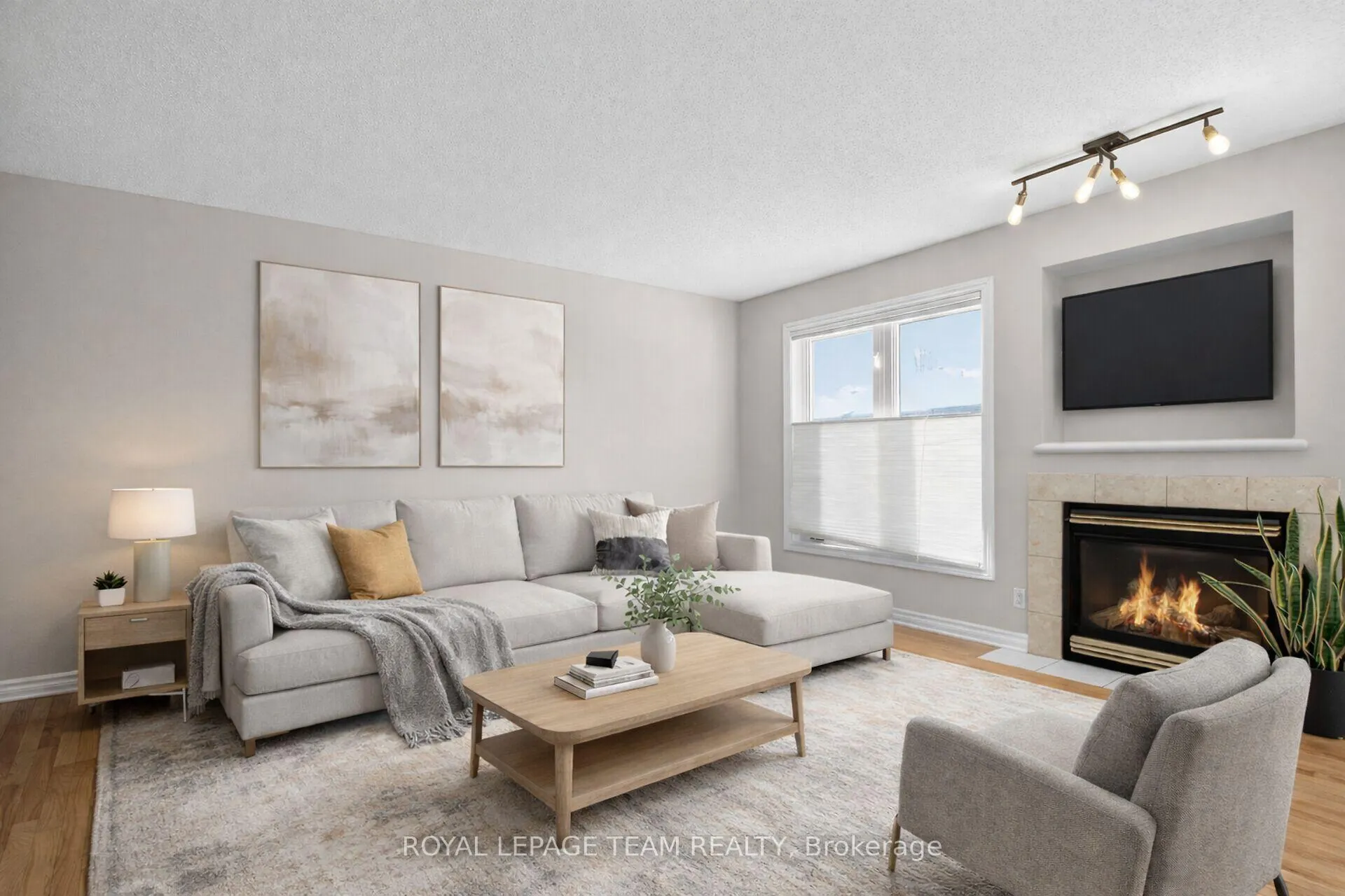 Photo 14 of 48 Saddlesmith Circle, Ottawa, Kanata - Emerald Meadows/Trailwest — HOMEH