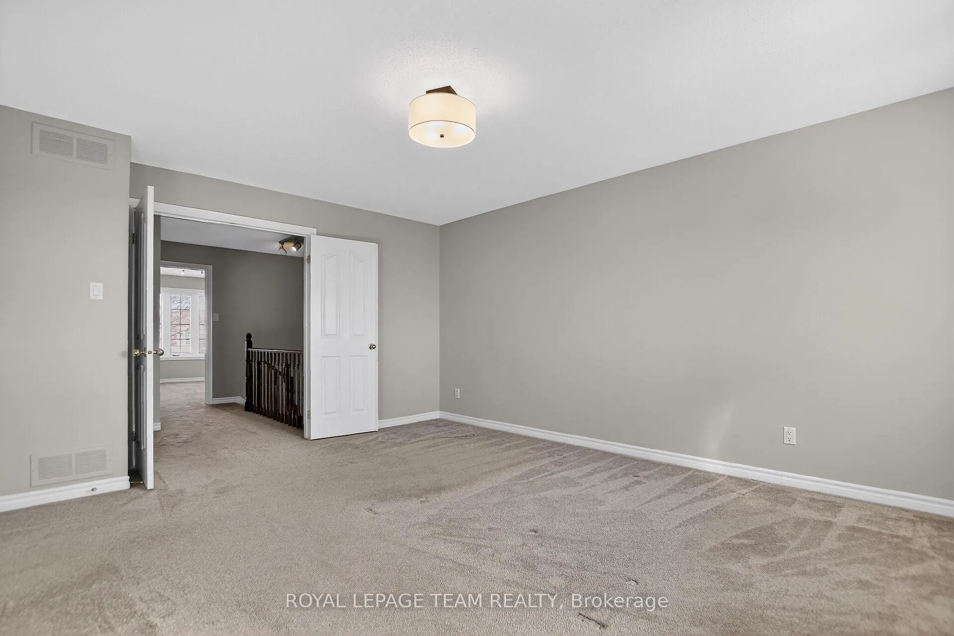 Photo 19 of 48 Saddlesmith Circle, Ottawa, Kanata - Emerald Meadows/Trailwest — HOMEH