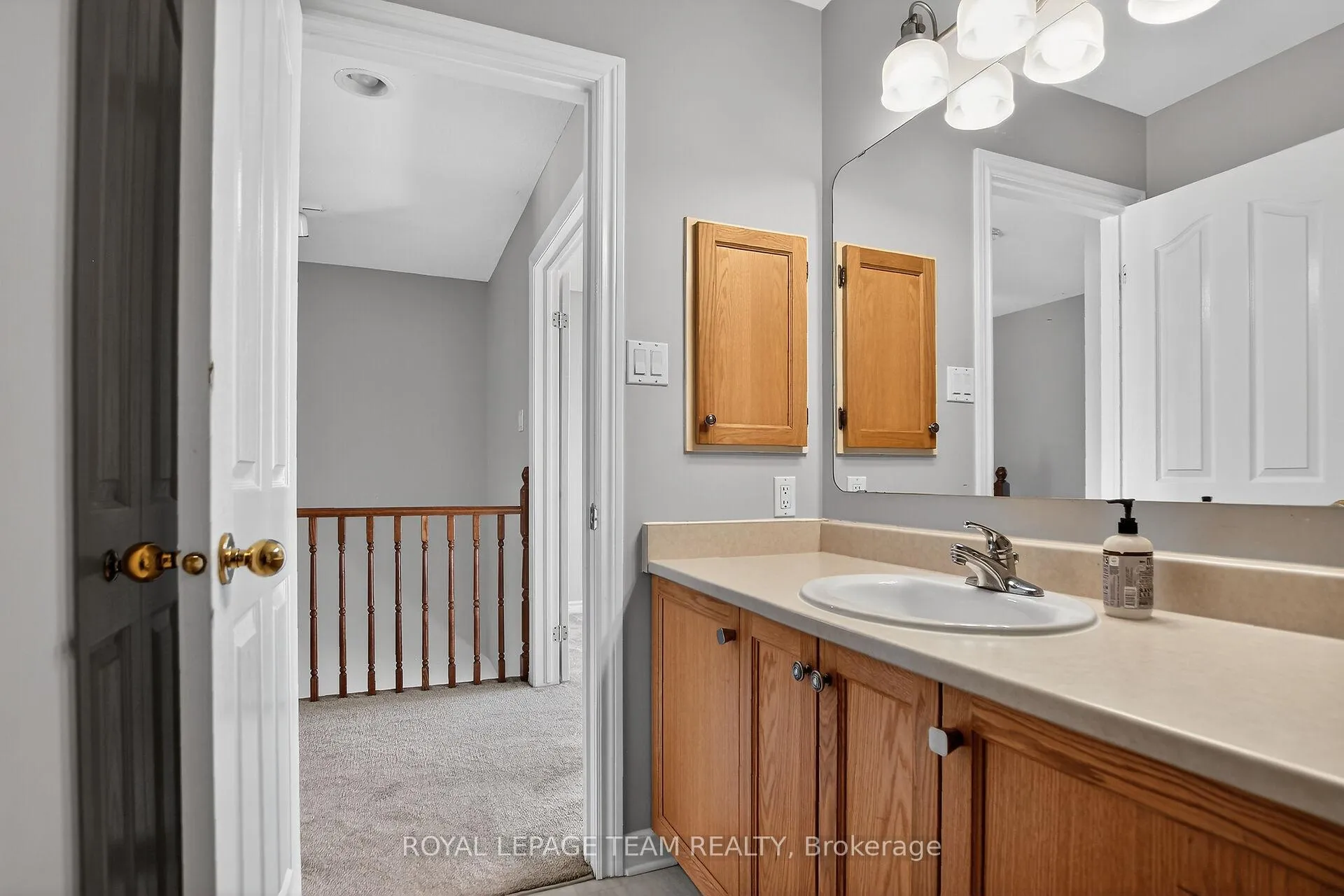 Photo 27 of 48 Saddlesmith Circle, Ottawa, Kanata - Emerald Meadows/Trailwest — HOMEH