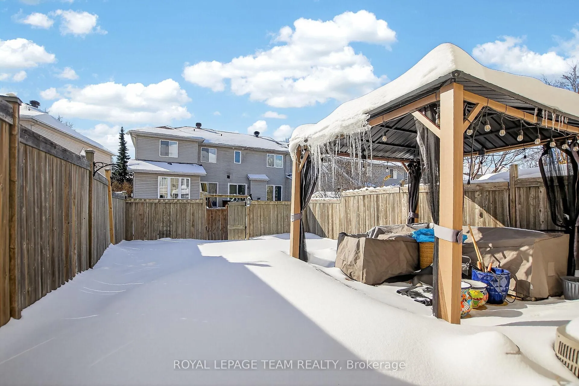 Photo 36 of 48 Saddlesmith Circle, Ottawa, Kanata - Emerald Meadows/Trailwest — HOMEH