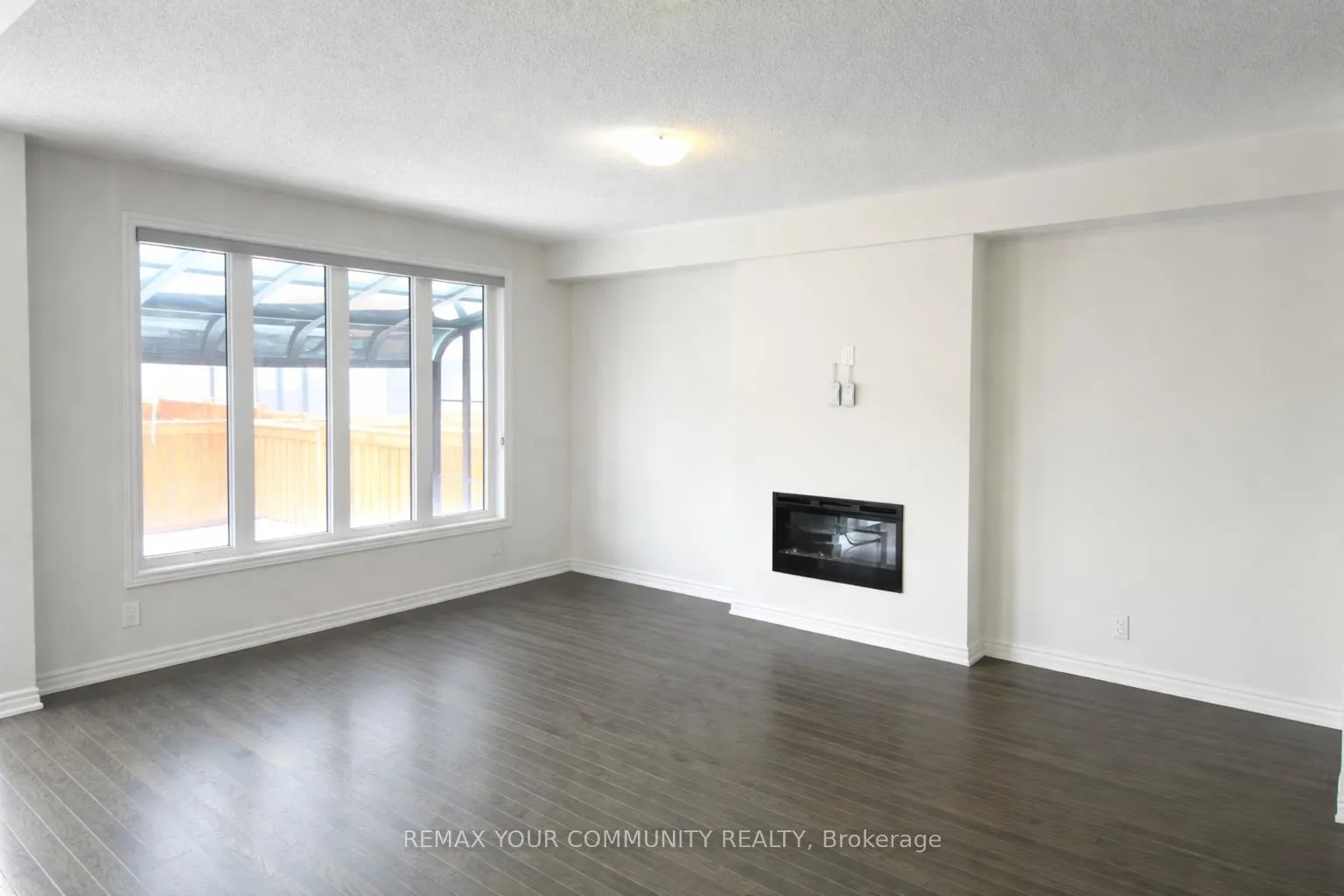Photo 3 of Unit Upper, 54 Minnock Street, Caledon, Rural Caledon — HOMEH