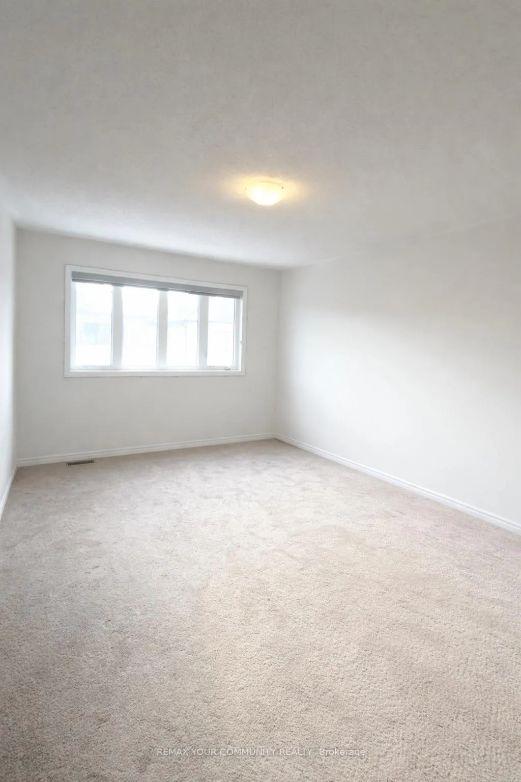 Photo 5 of Unit Upper, 54 Minnock Street, Caledon, Rural Caledon — HOMEH