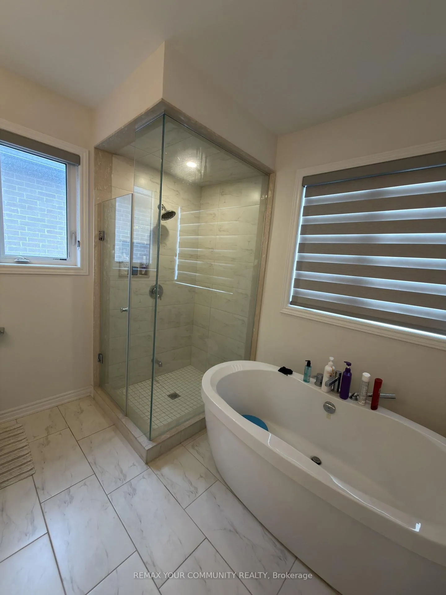 Photo 7 of Unit Upper, 54 Minnock Street, Caledon, Rural Caledon — HOMEH