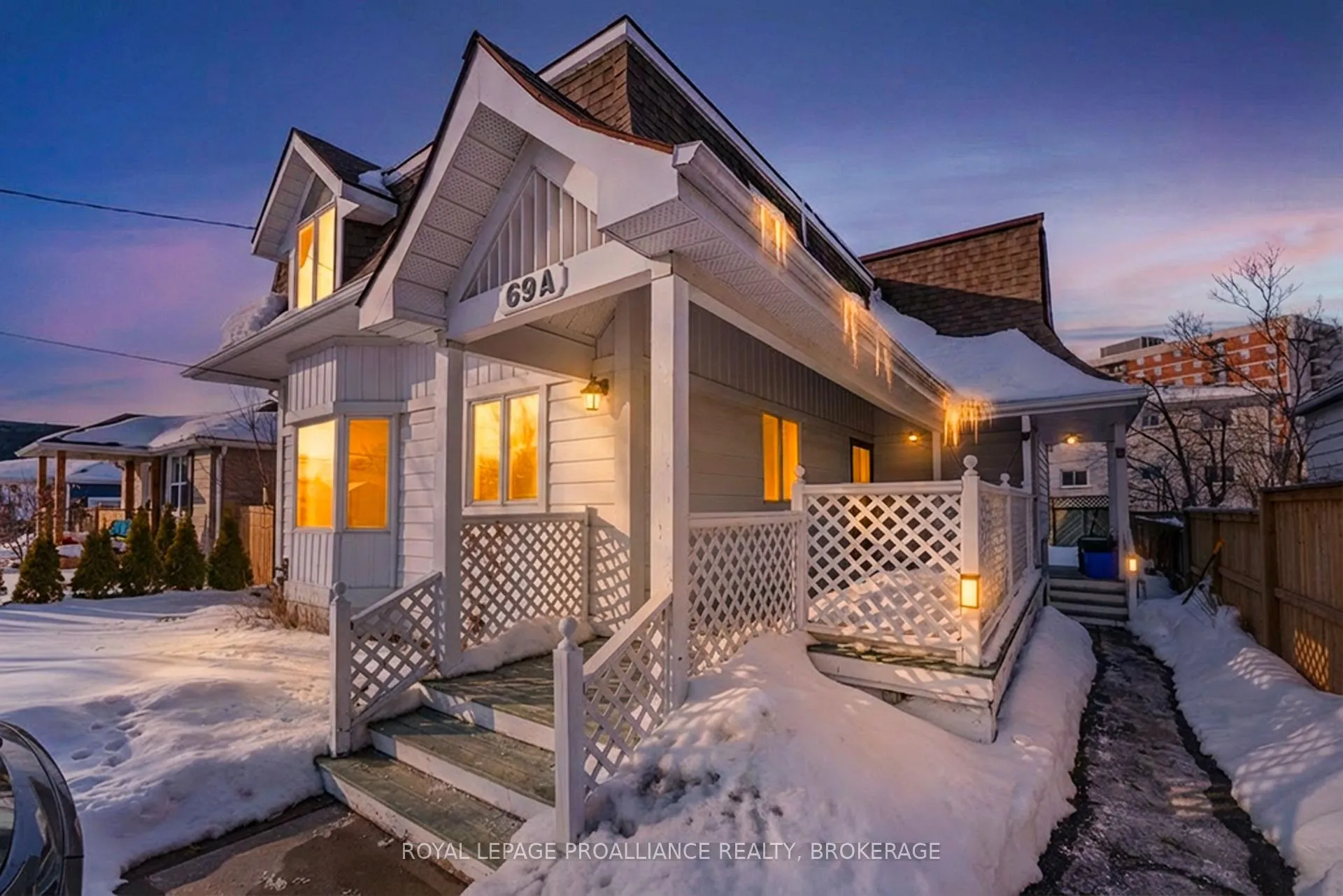 Front of 69 Scott Street