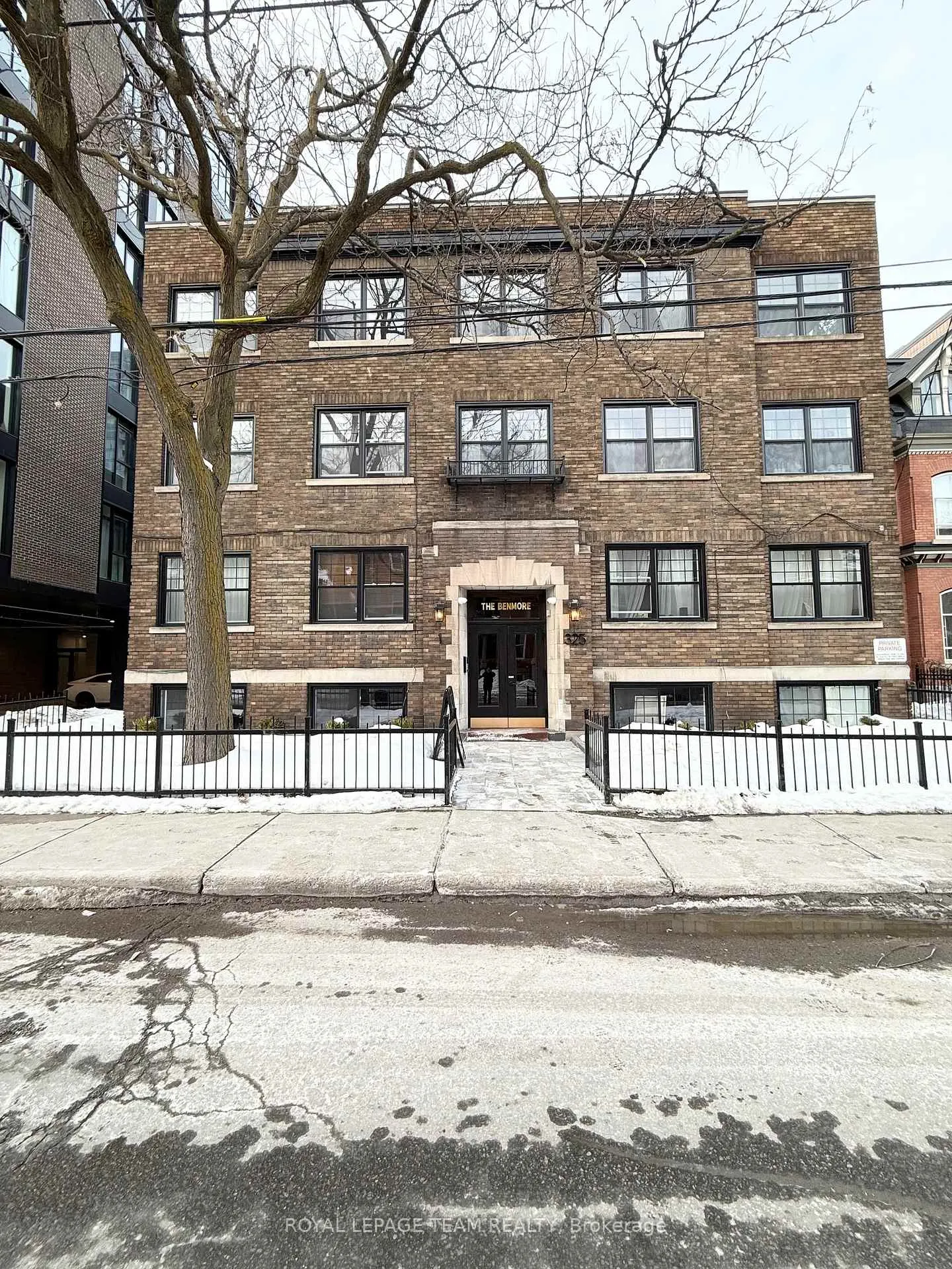 Photo 1 of Unit 15 A, 325 Cooper Street, Ottawa, Ottawa Centre — HOMEH