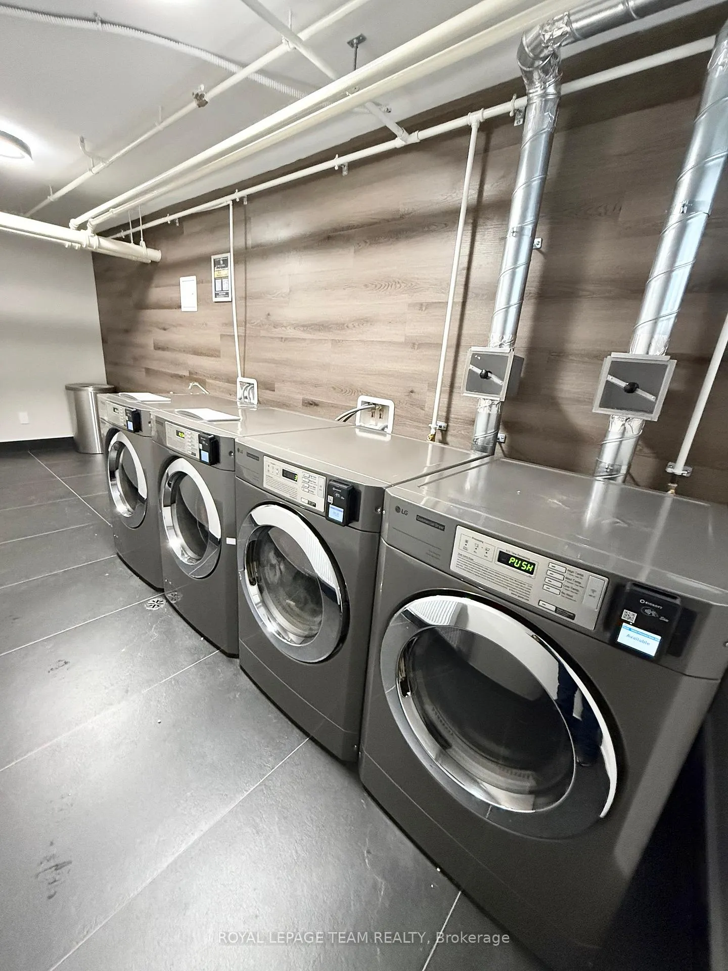 Photo 18 of Unit 15 A, 325 Cooper Street, Ottawa, Ottawa Centre — HOMEH