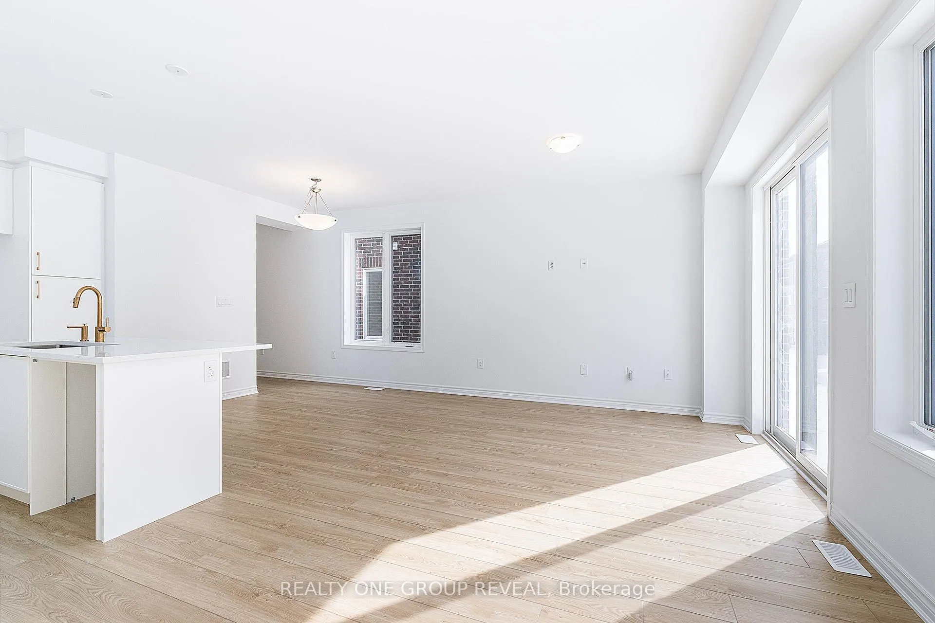 Photo 7 of 1735 Mineral Springs Way, Pickering, Rural Pickering — HOMEH