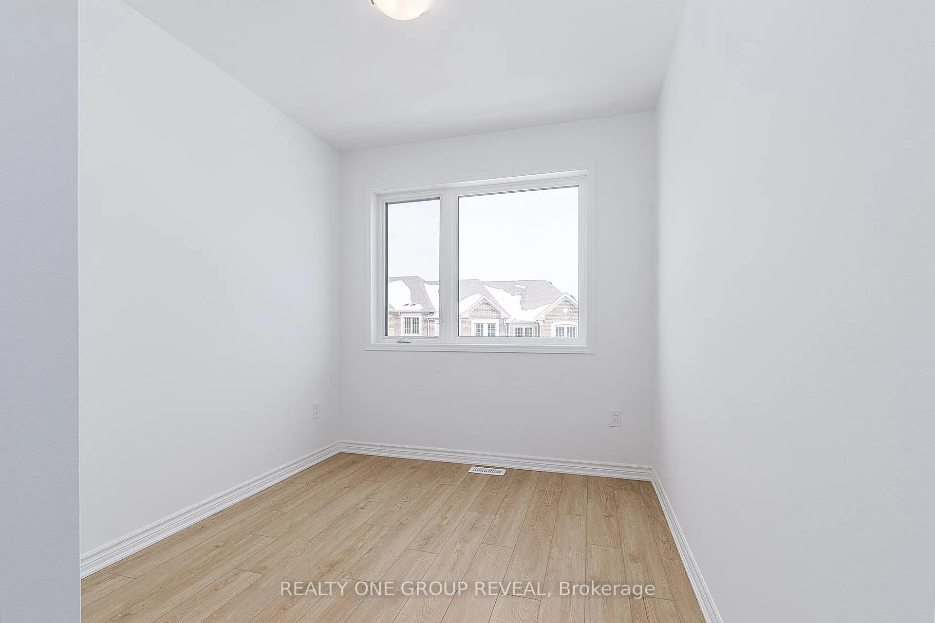 Photo 13 of 1735 Mineral Springs Way, Pickering, Rural Pickering — HOMEH