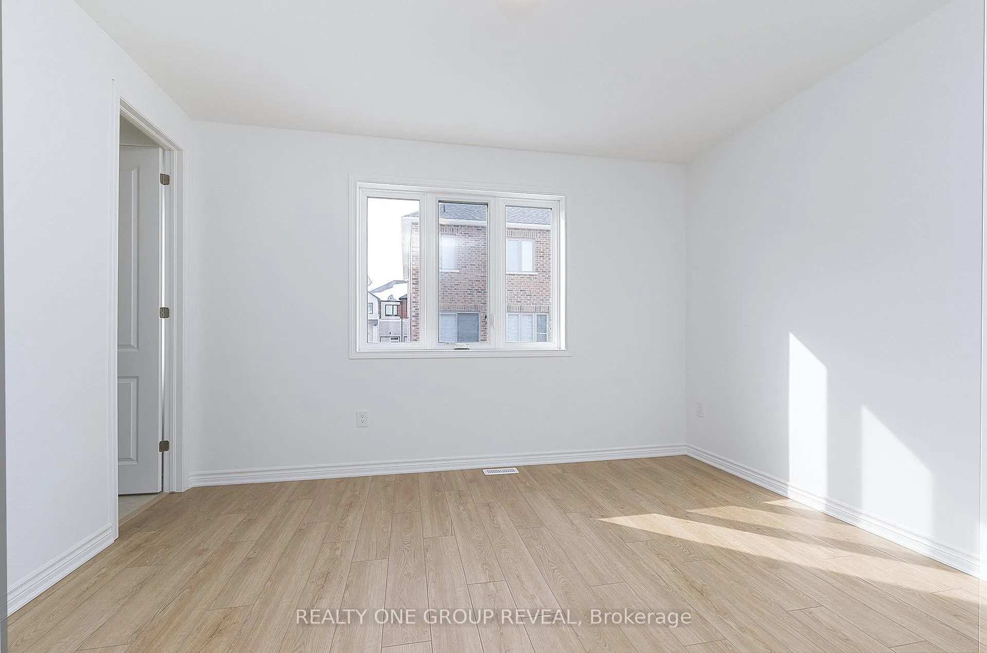 Photo 21 of 1735 Mineral Springs Way, Pickering, Rural Pickering — HOMEH