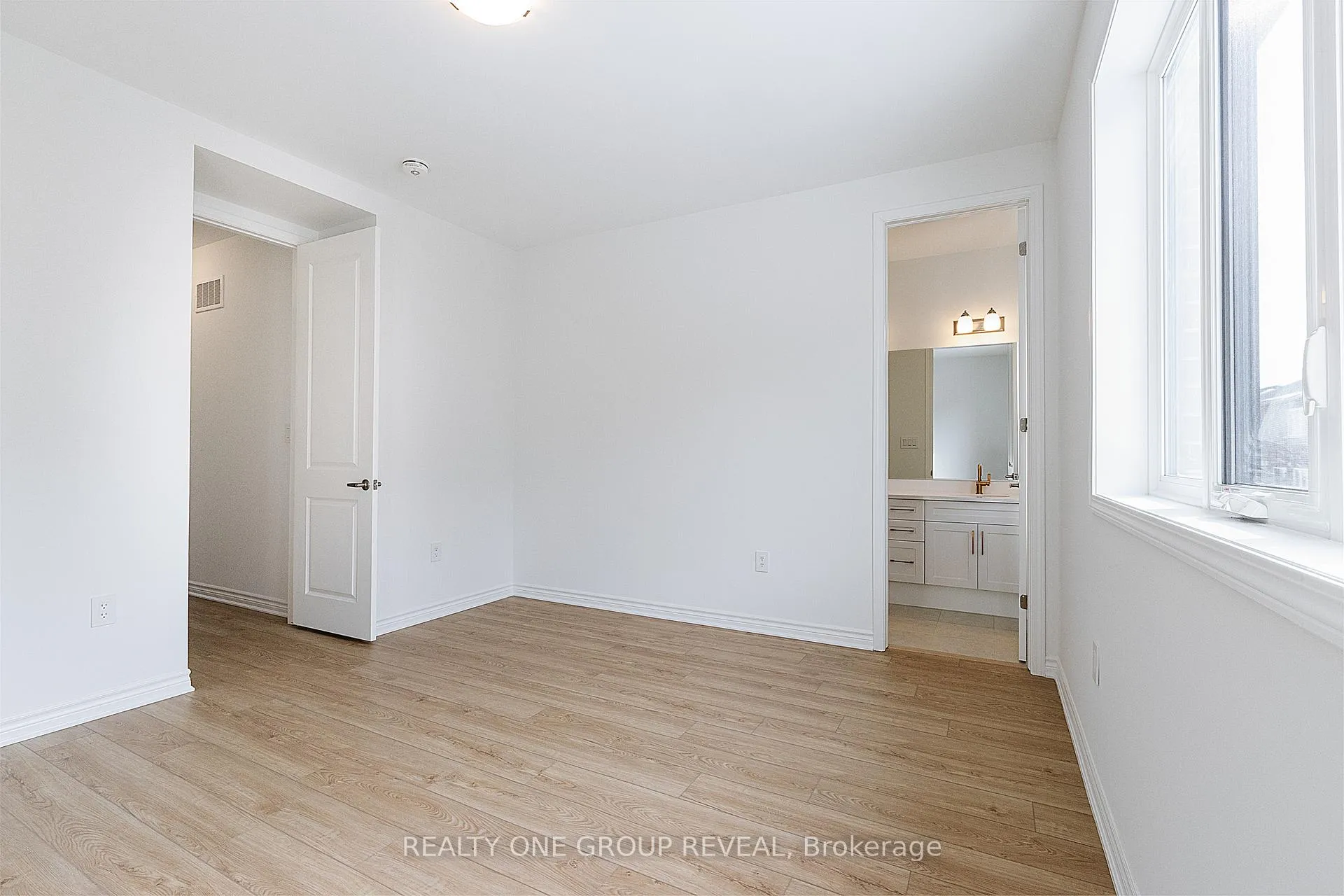 Photo 23 of 1735 Mineral Springs Way, Pickering, Rural Pickering — HOMEH