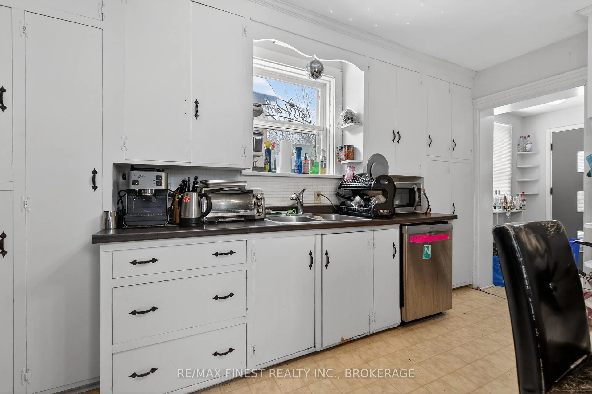 Photo 8 of 431 Brock Street, Kingston, Central City East — HOMEH