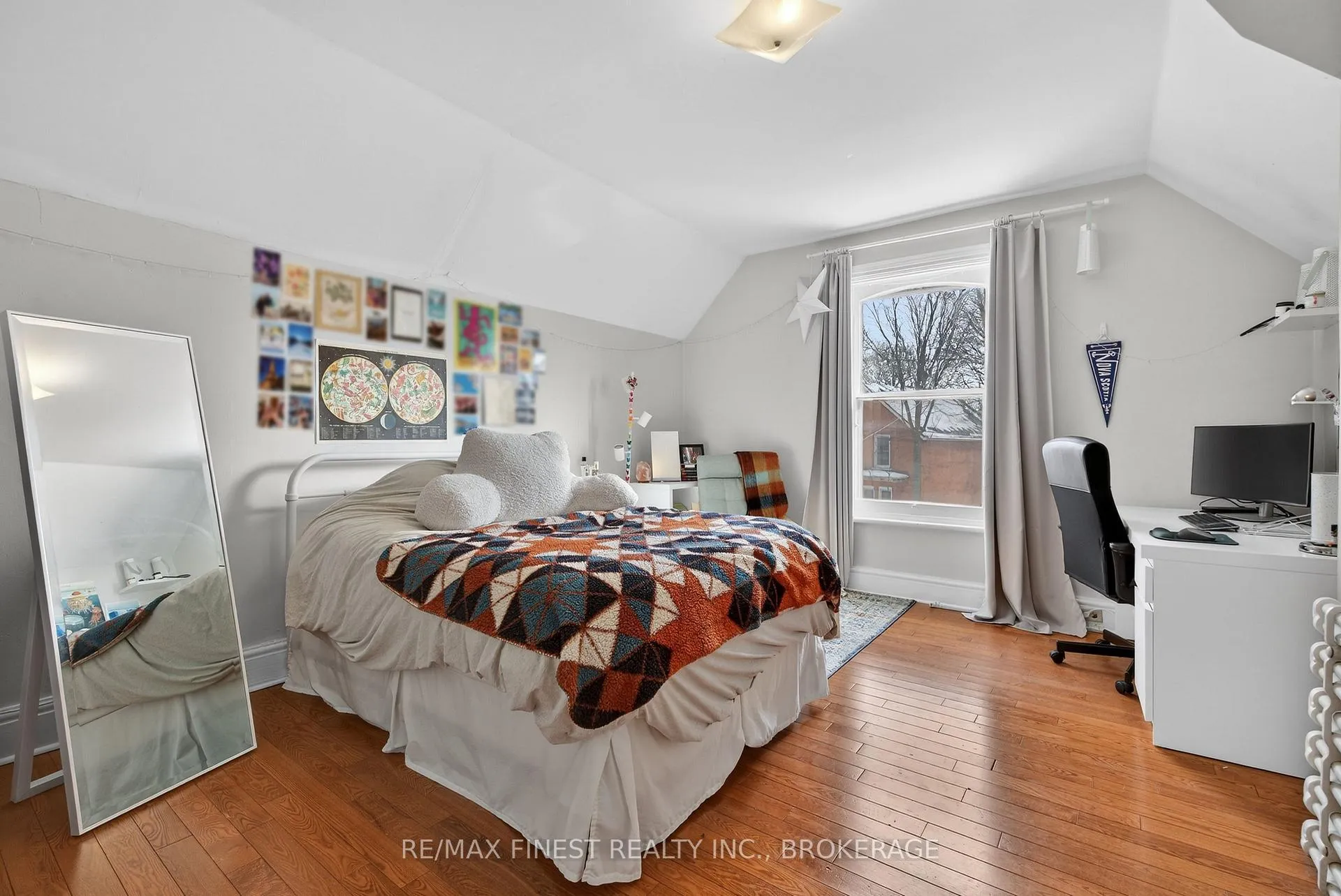 Photo 12 of 431 Brock Street, Kingston, Central City East — HOMEH