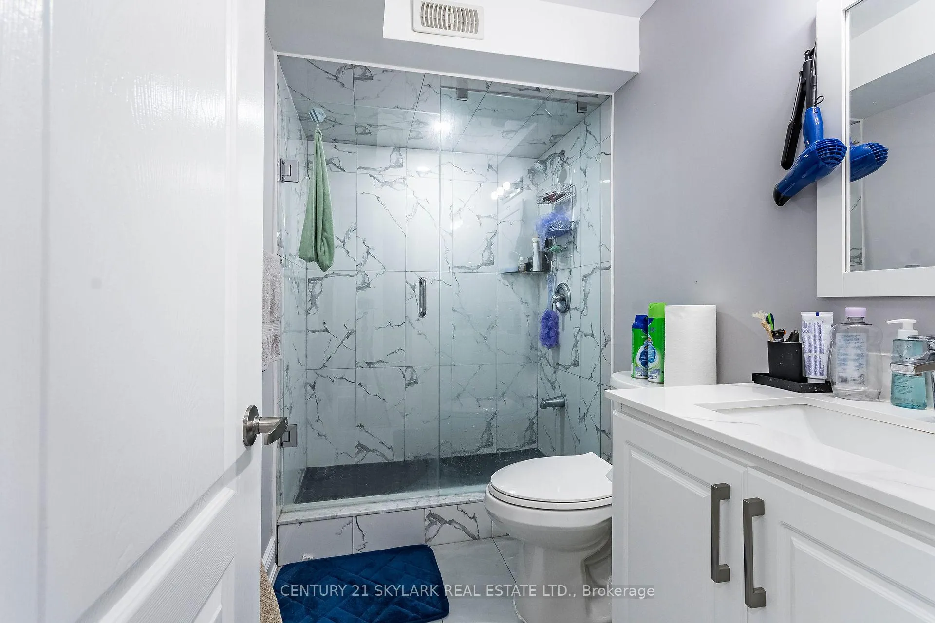 Photo 16 of 6 Villanova Road, Brampton, Bram West — HOMEH