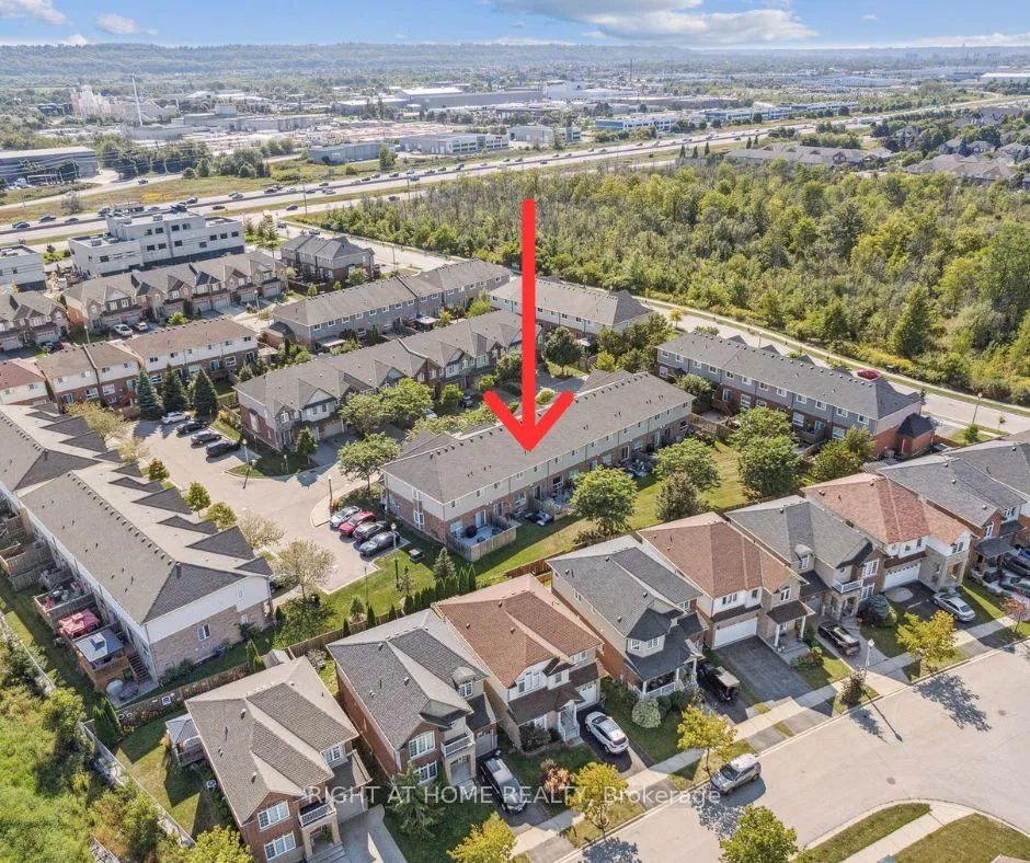 Photo 40 of Unit 6, 40 Dartmouth Gate, Hamilton, Lakeshore — HOMEH