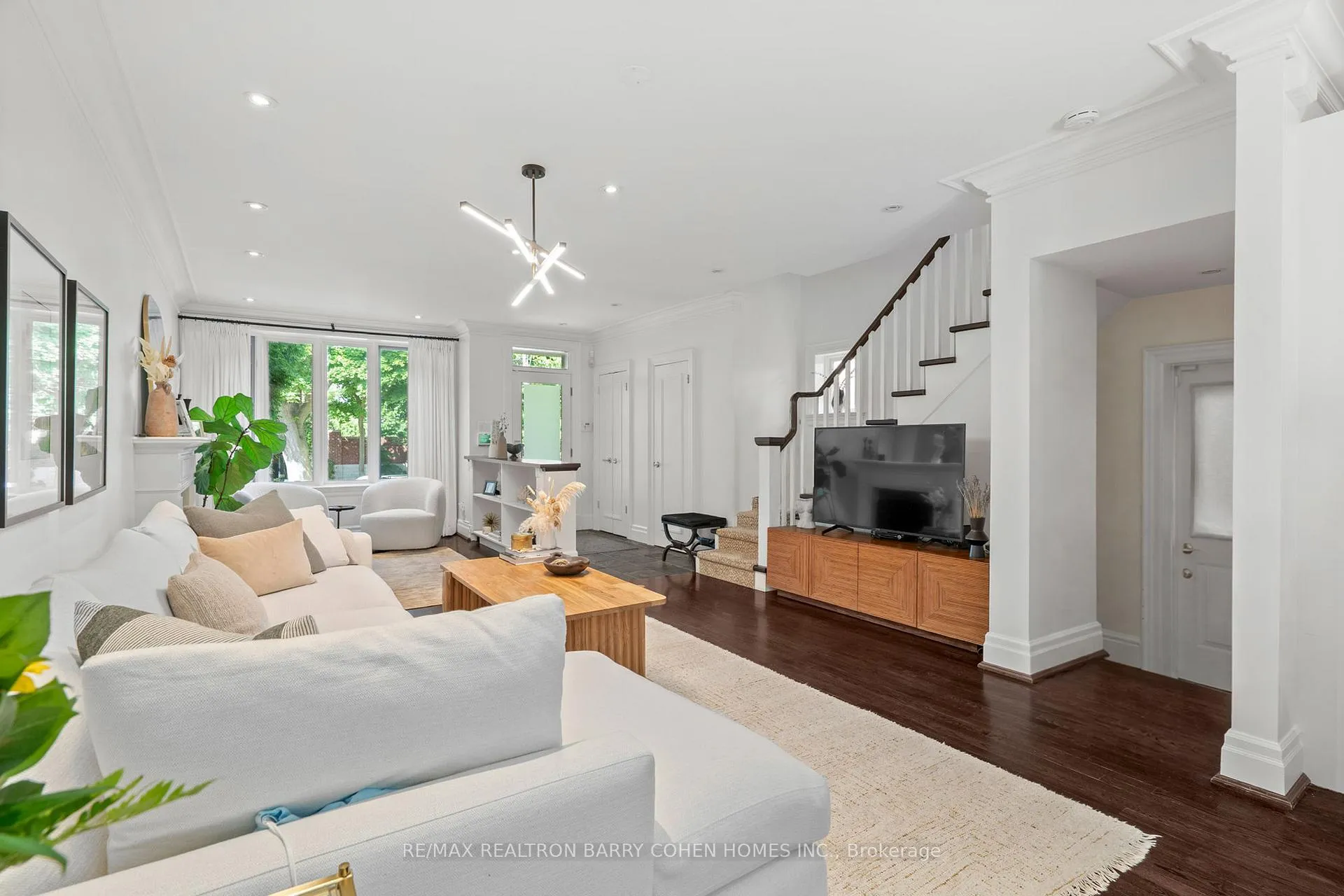 Photo 6 of 141 Latimer Avenue, Toronto, Lawrence Park South — HOMEH