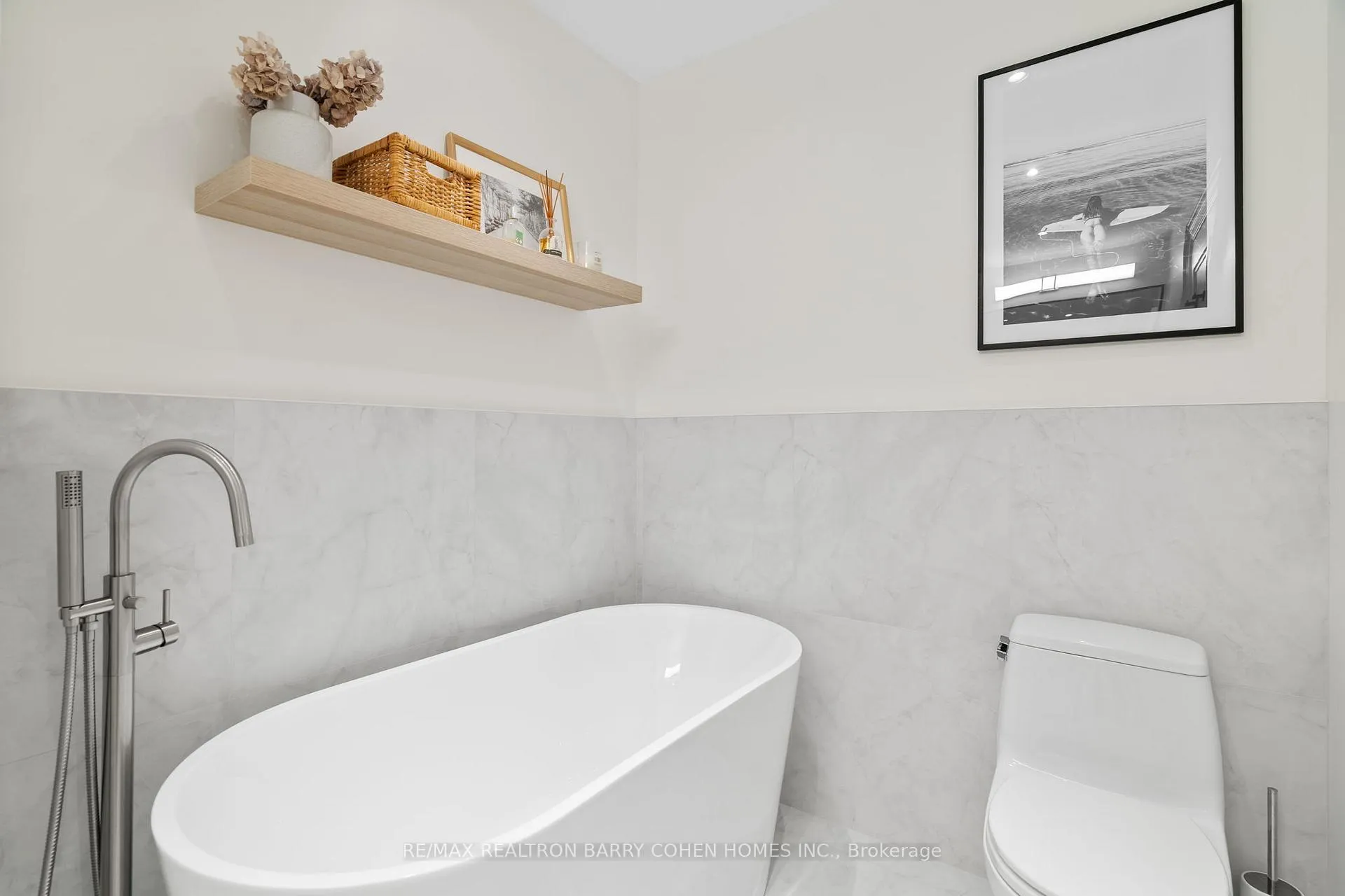Photo 18 of 141 Latimer Avenue, Toronto, Lawrence Park South — HOMEH
